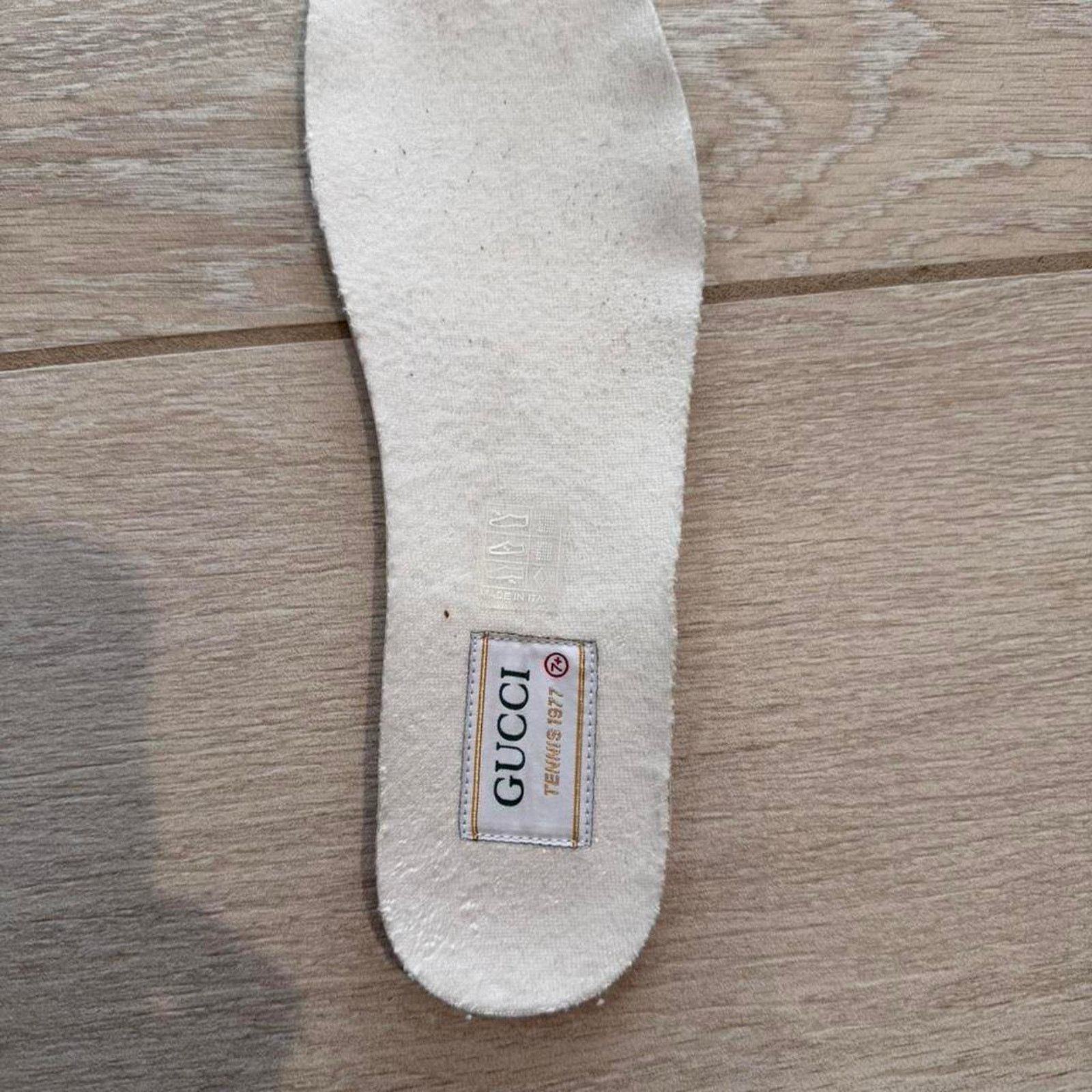 Gucci Rare gucci tennis 1977 multi color US Women 10.5/40.5 Size US 10.5 / IT 40.5 - 6 Thumbnail