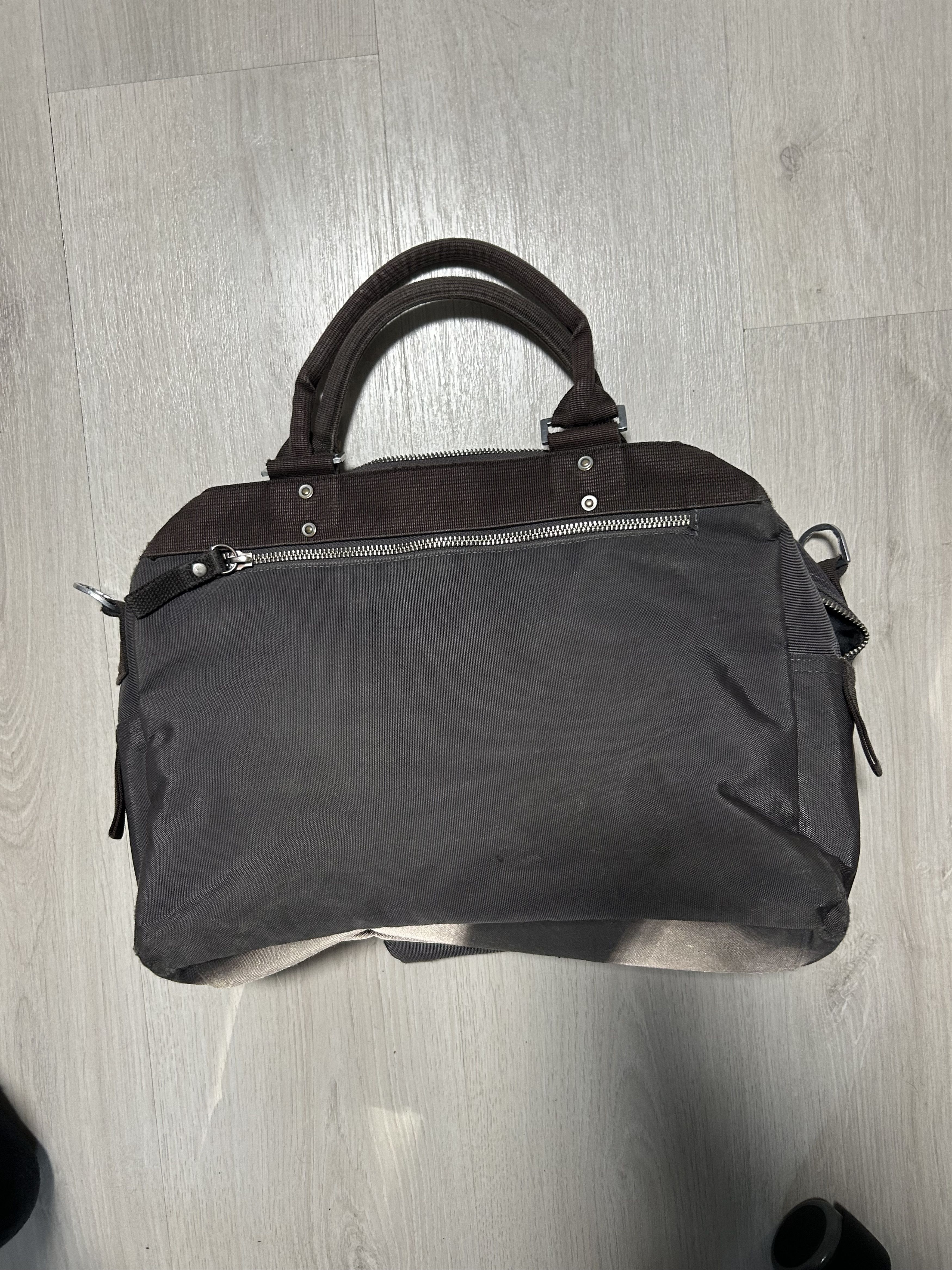 George Gina & Lucy Vintage Y2K George Gina & Lucy Hot Bakerboy Shoulder Bag Size ONE SIZE - 9 Thumbnail