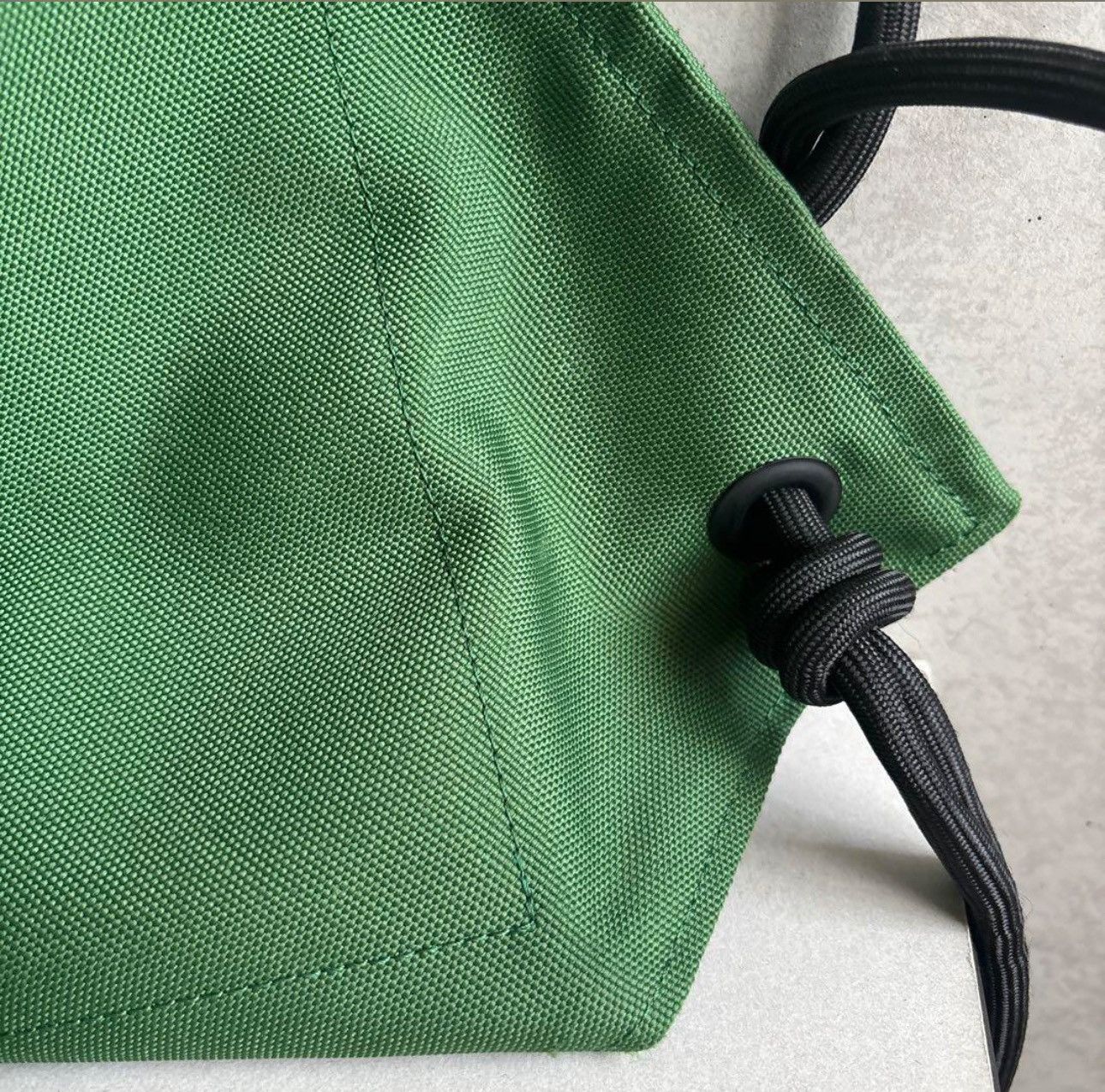 Issey Miyake × Japanese Brand ISSEY MIYAKE MEN KINCHAKU Napsack Backpack Green Size ONE SIZE - 6 Thumbnail