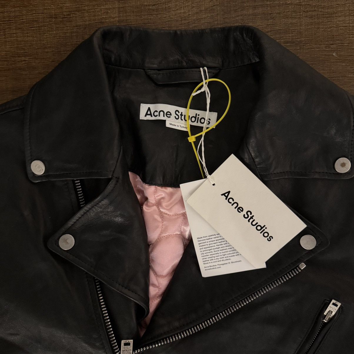 Acne Studios Acne Studios Distressed Leather Jacket Black Size US M / EU 48-50 / 2 - 4 Thumbnail