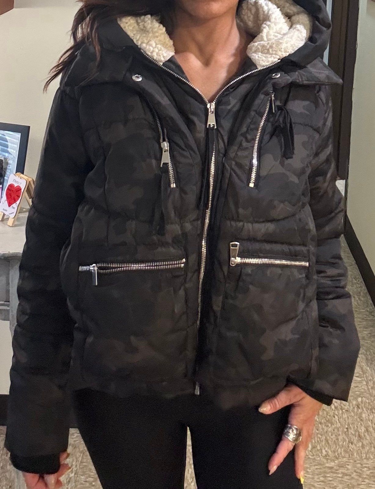 Other AVEC LES FILLES Bagatelle Camo Puffer Jacket Sz xSmall Size XS / US 0-2 / IT 36-38 - 1 Thumbnail