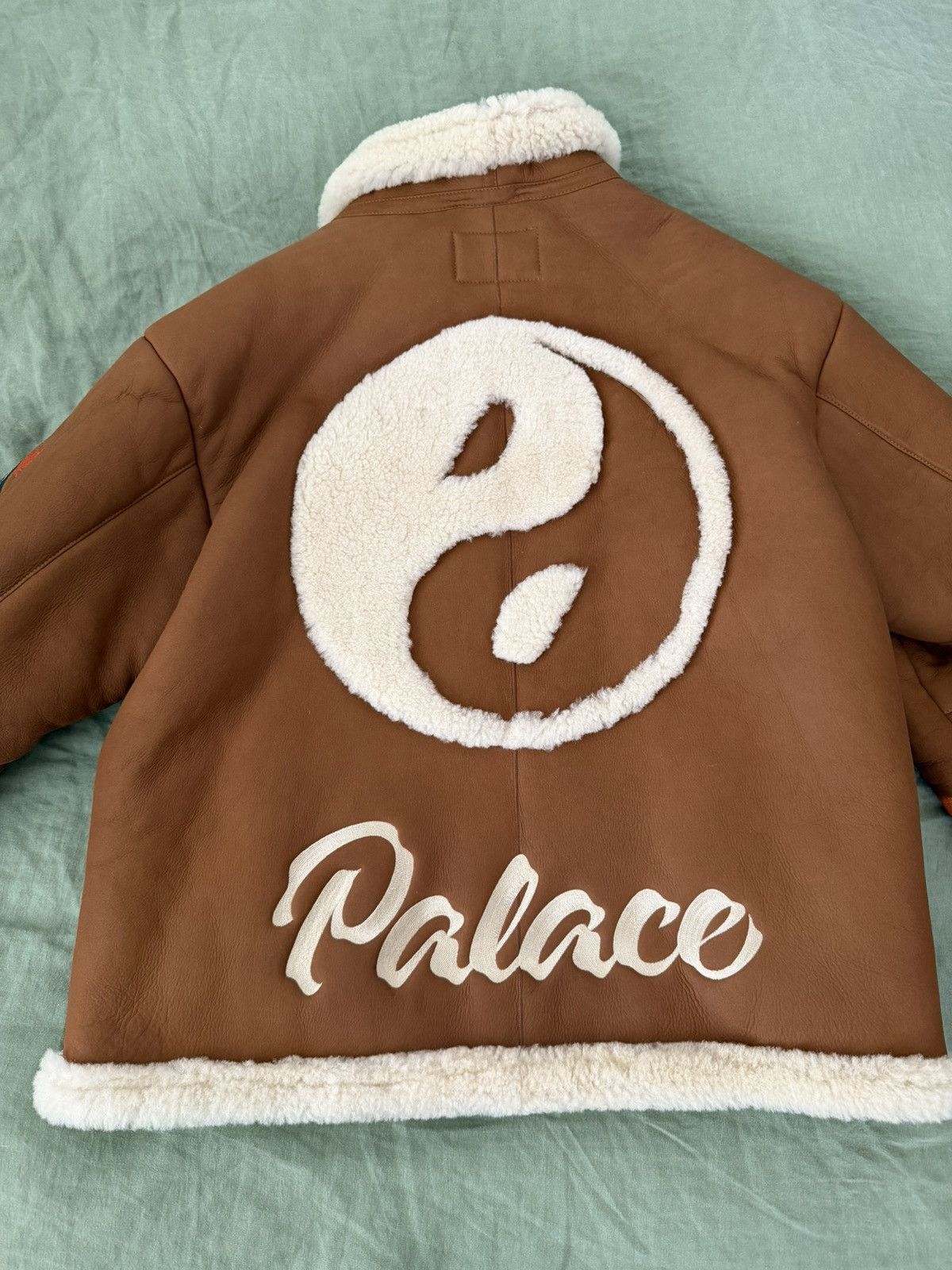Palace × Ugg Palace x UGG Shearling Jacket Size US L / EU 52-54 / 3 - 7 Thumbnail