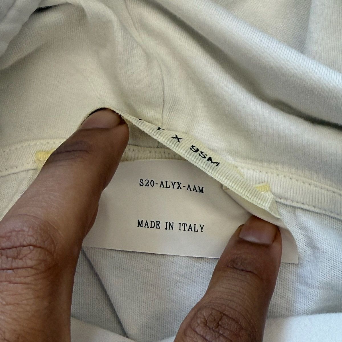 1017 ALYX 9SM 1017 Alyx 9SM Hoodie White Black Logo Pullover Sweater Size US XL / EU 56 / 4 - 6 Thumbnail