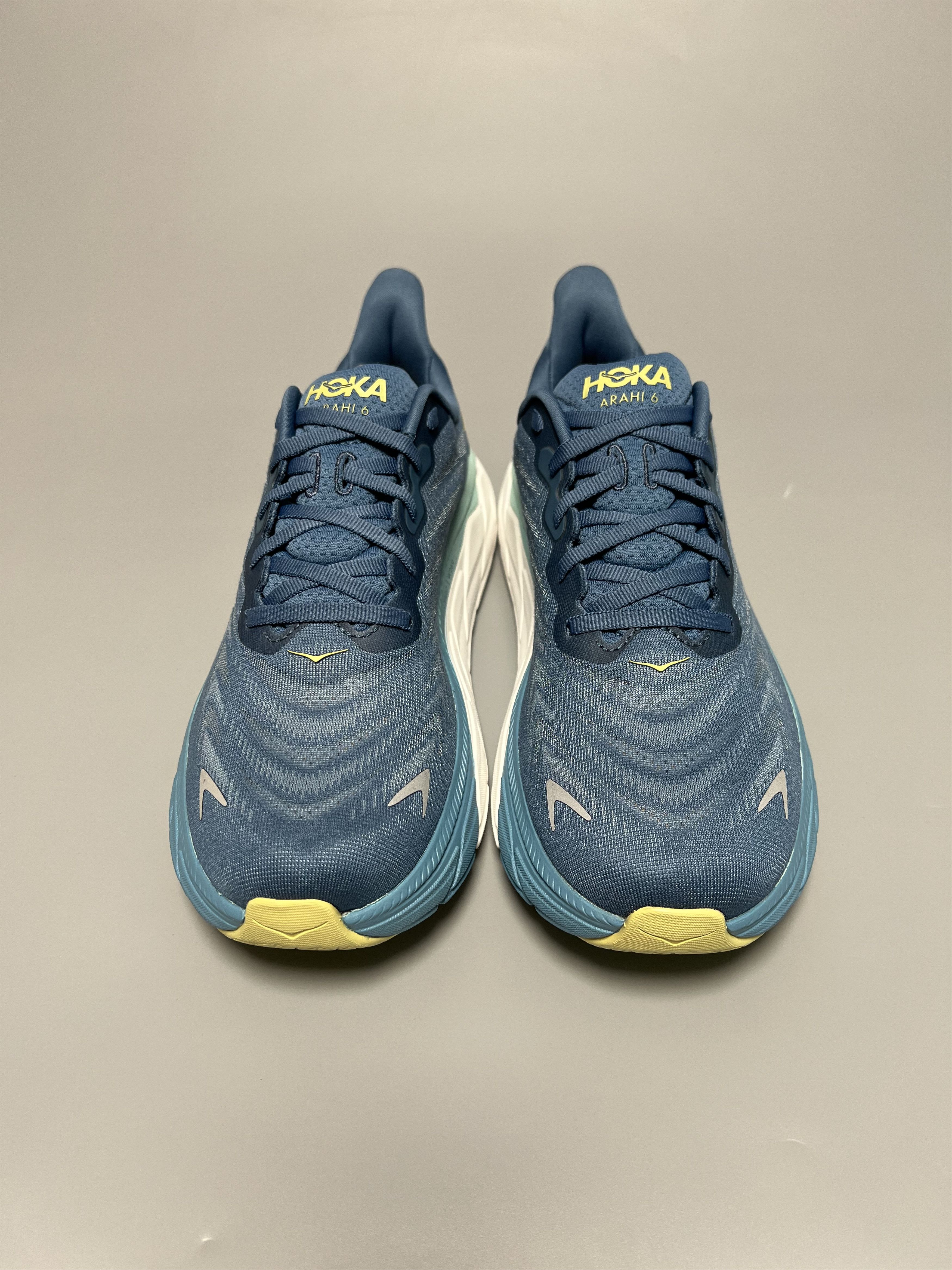 Hoka 9D Hoka One One Arahi 6 Running Shoes Walking Gym Size US 9 / EU 42 - 4 Thumbnail