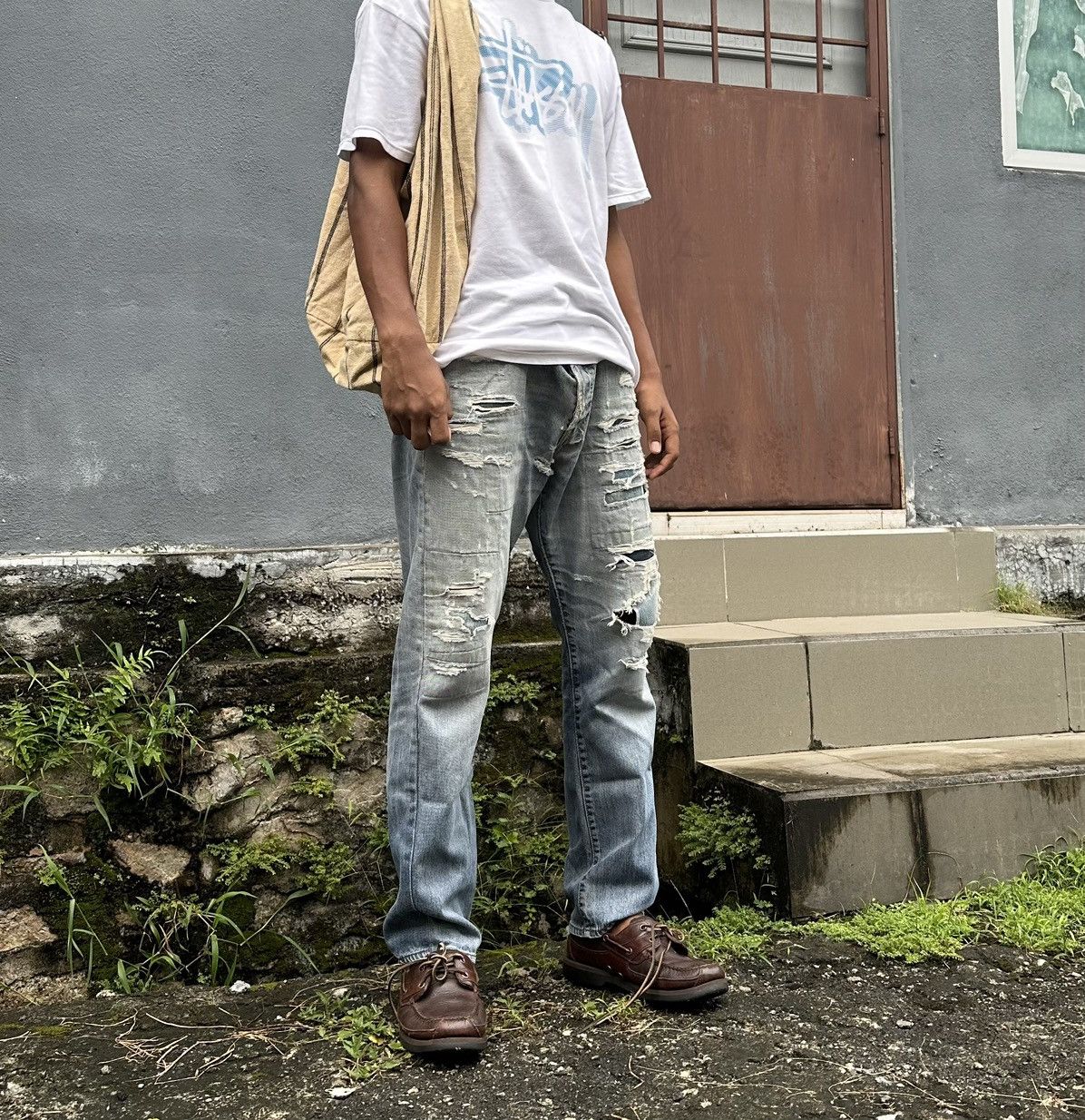 Levi's Vintage Clothing 👹Vintage Levis 501 Straight Cut Distressed Denim Size US 30 / EU 46 - 6 Thumbnail