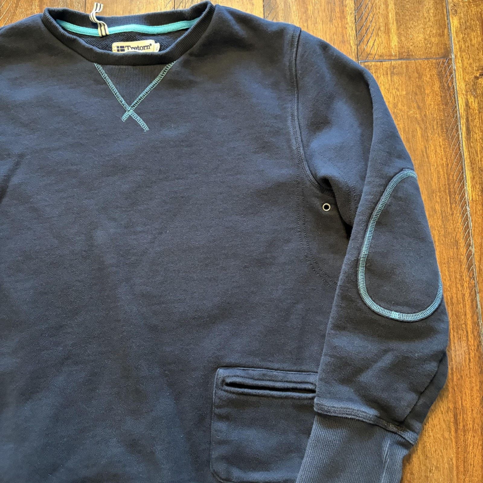 Tretorn Tretorn Sweatshirt XL Blue Crewneck Pocket Elbow Patches Size US XL / EU 56 / 4 - 3 Thumbnail