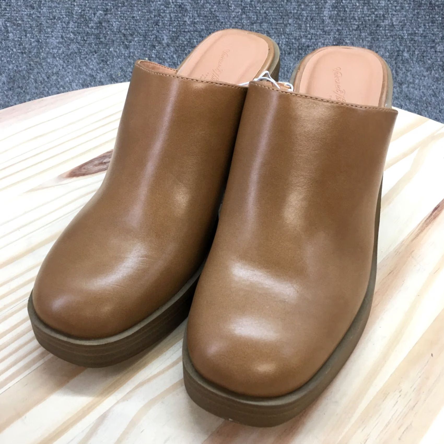 Vintage Universal Thread Heels Tess Mule Brown Faux Leather Slip On Womens 8 Casual Block Heel New Size US 8 / IT 38 - 3 Thumbnail