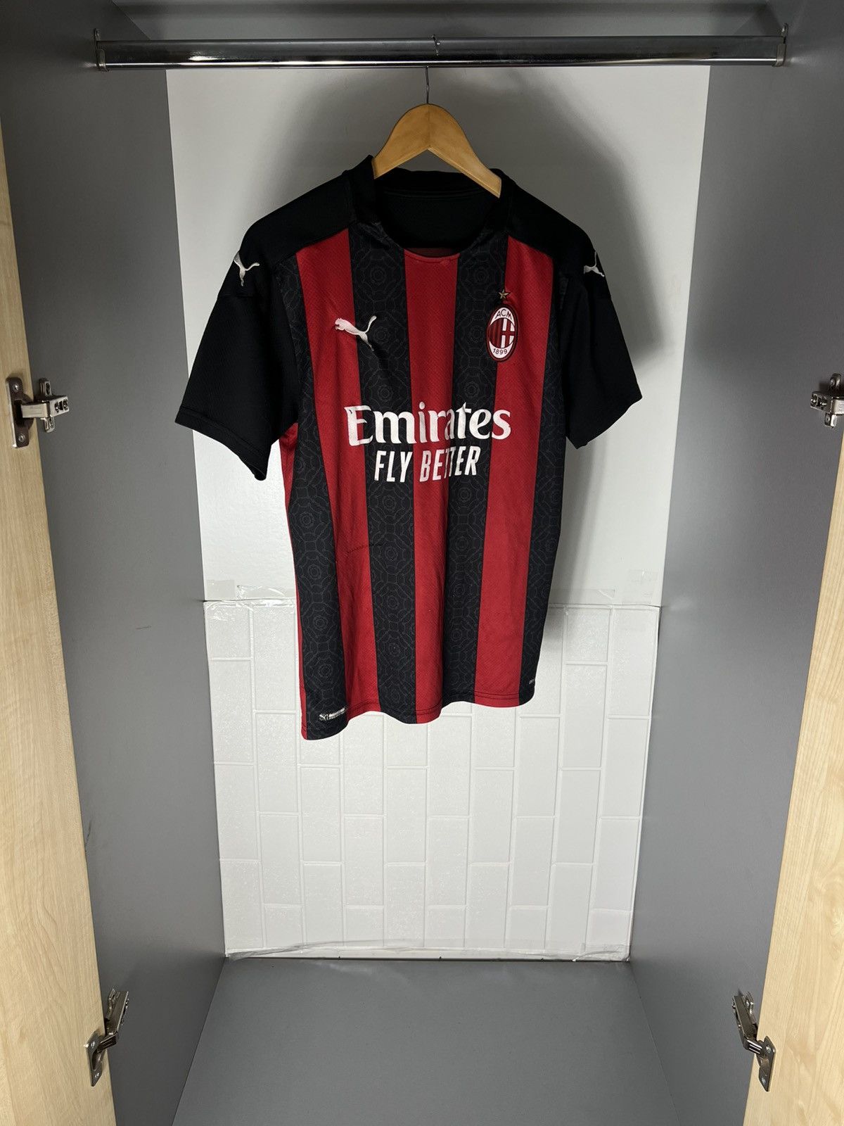 Puma VINTAGE PUMA FC AC MILAN INTER ITALY SOCCER JERSEY Y2K 90s Size US M / EU 48-50 / 2 - 7 Thumbnail