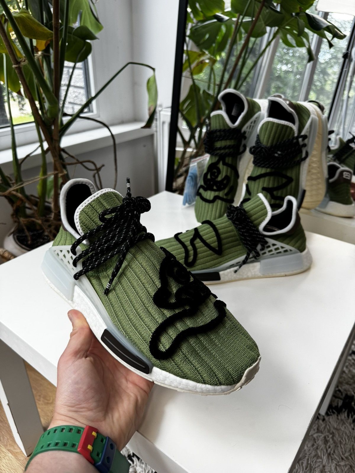 Adidas Adidas BBC Ice Cream x Pharrell x NMD Human Race Running Size US 11 / EU 44 - 6 Thumbnail