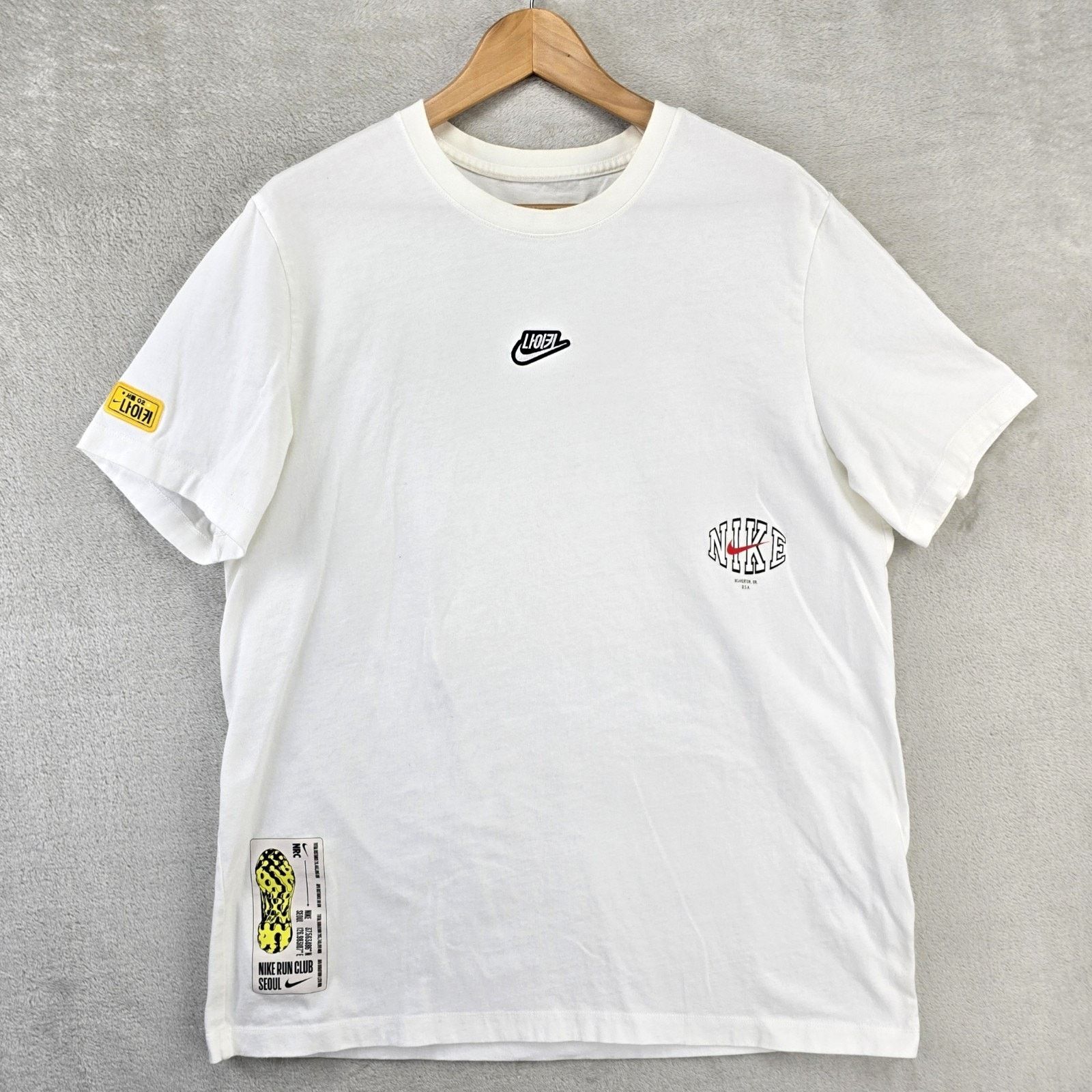 Nike Nike Seoul Run Club Shirt Mens XL White NRC Center Swoosh Size US XL / EU 56 / 4 - 1 Thumbnail