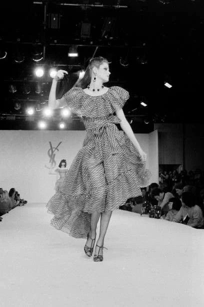 Yves Saint Laurent YSL 1980s Women's Silk Organza 3-Piece Unused Set S Size 26" / US 2 / IT 38 - 3 Thumbnail