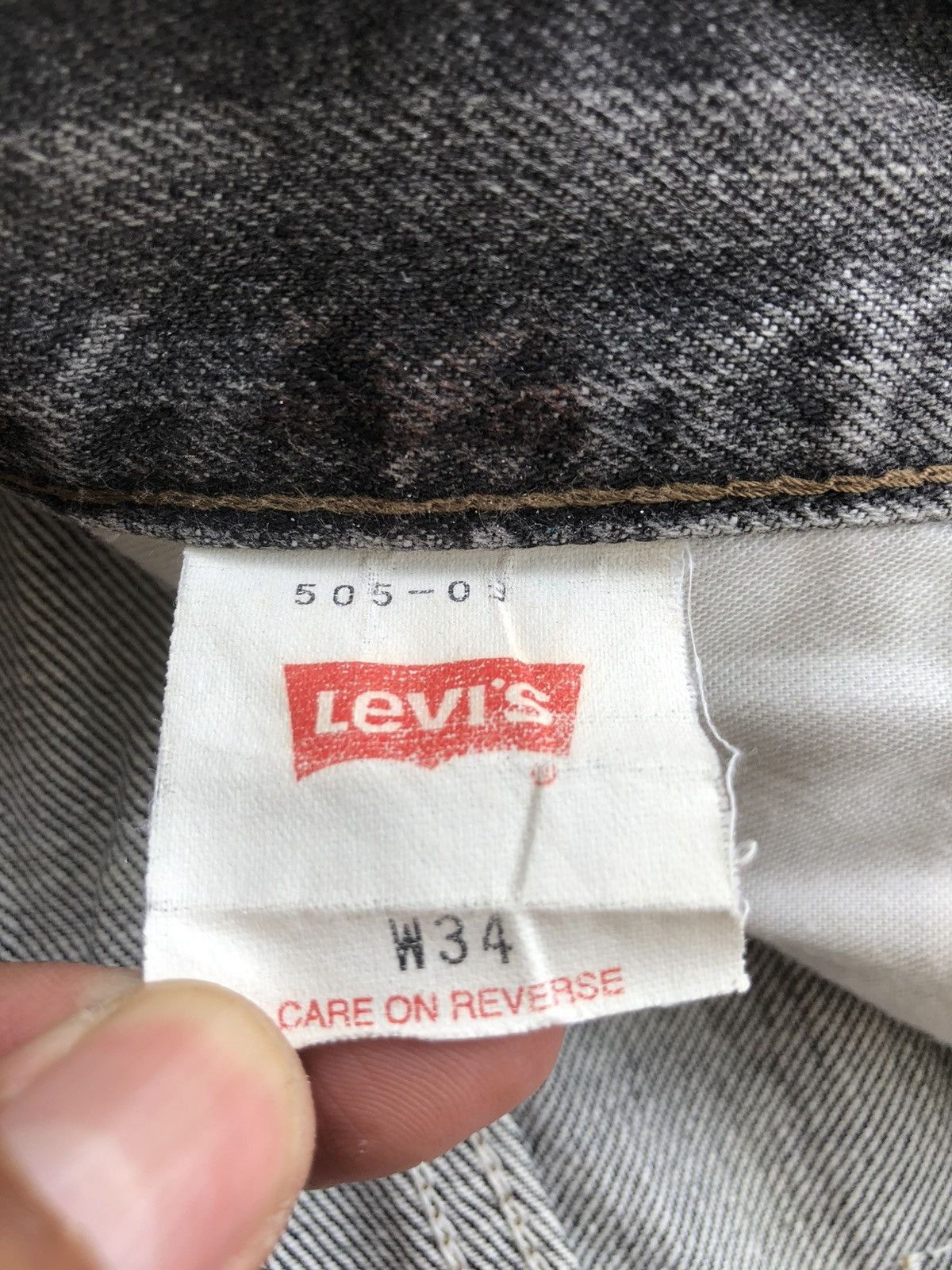 Levi's Vintage Levis 505 Distressed Denim Made in japan Size US 33 - 19 Thumbnail