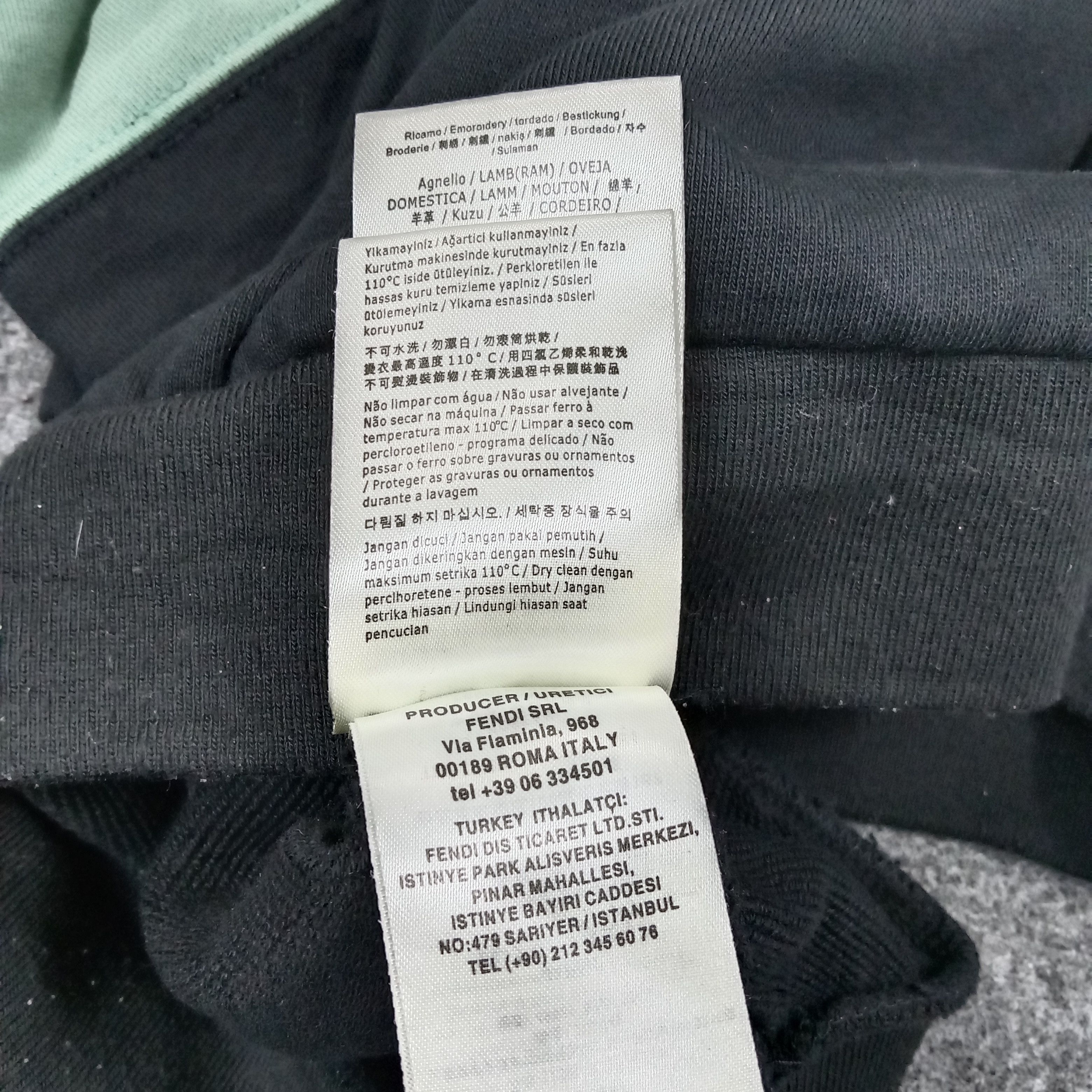 Other Fendi Designer Brand Big Design Sweatshirt C234N5 Size US L / EU 52-54 / 3 - 11 Thumbnail