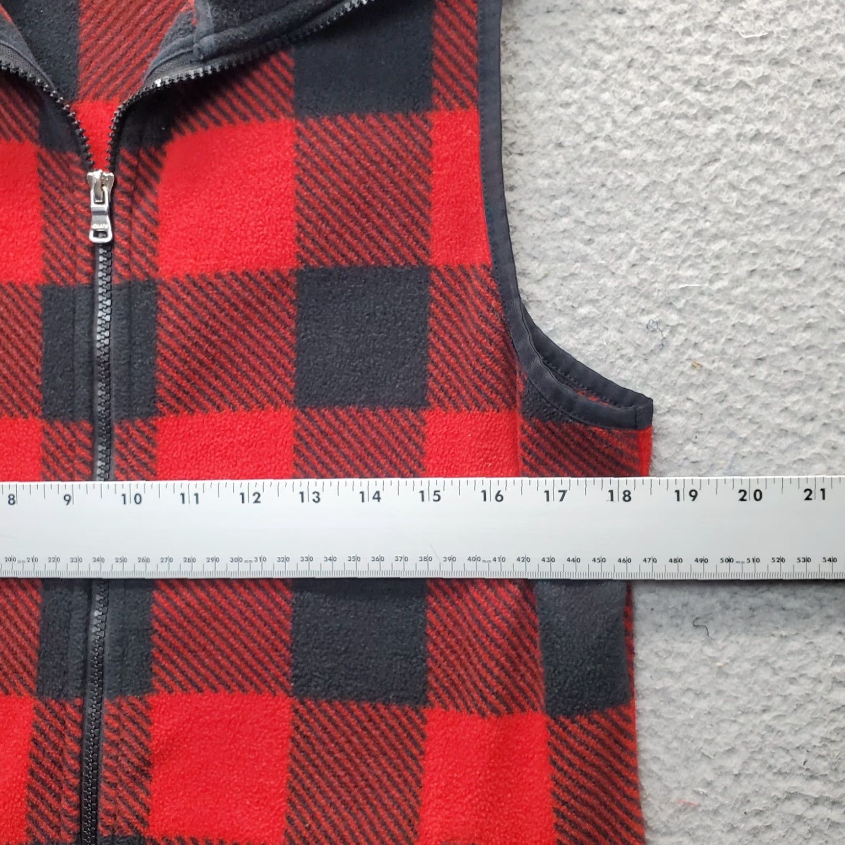 Chaps Chaps Sports Fleece Vest Womens Size M Multi Buffalo Plaid Sleeveless Full Zip Vest Size M / US 6-8 / IT 42-44 - 4 Thumbnail