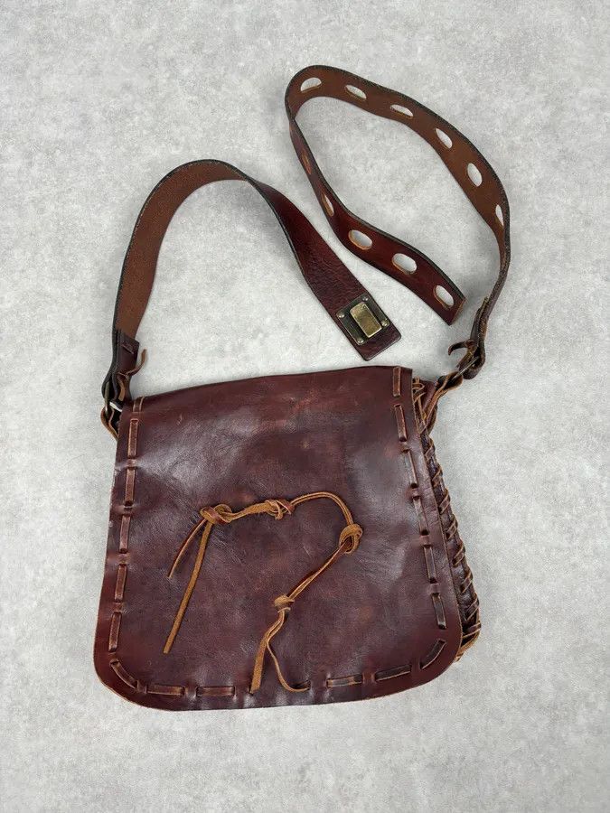 Dsquared2 2000s Dsquared2 Brown Leather Studded Crossbody Bag Size ONE SIZE - 10 Thumbnail