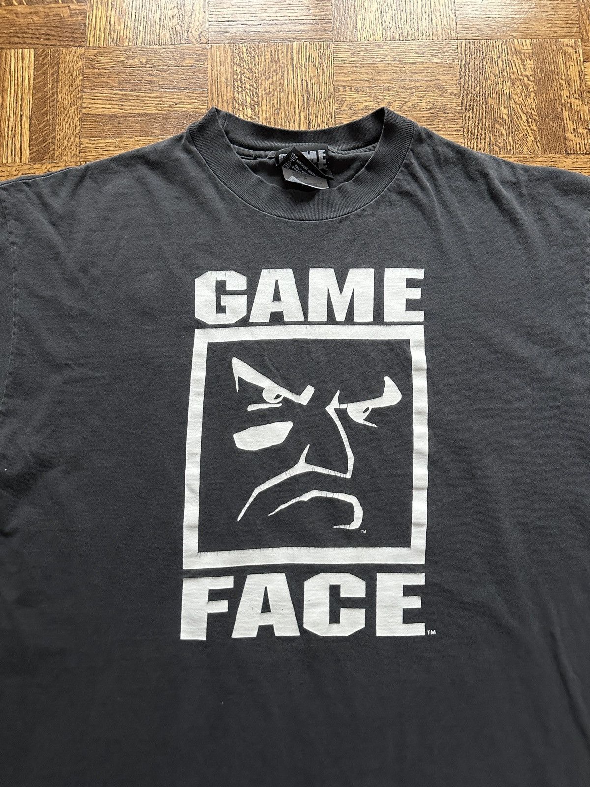 Vintage Vintage 90s Game Face Put it On Faded Graphic Tee Size US XL / EU 56 / 4 - 6 Thumbnail