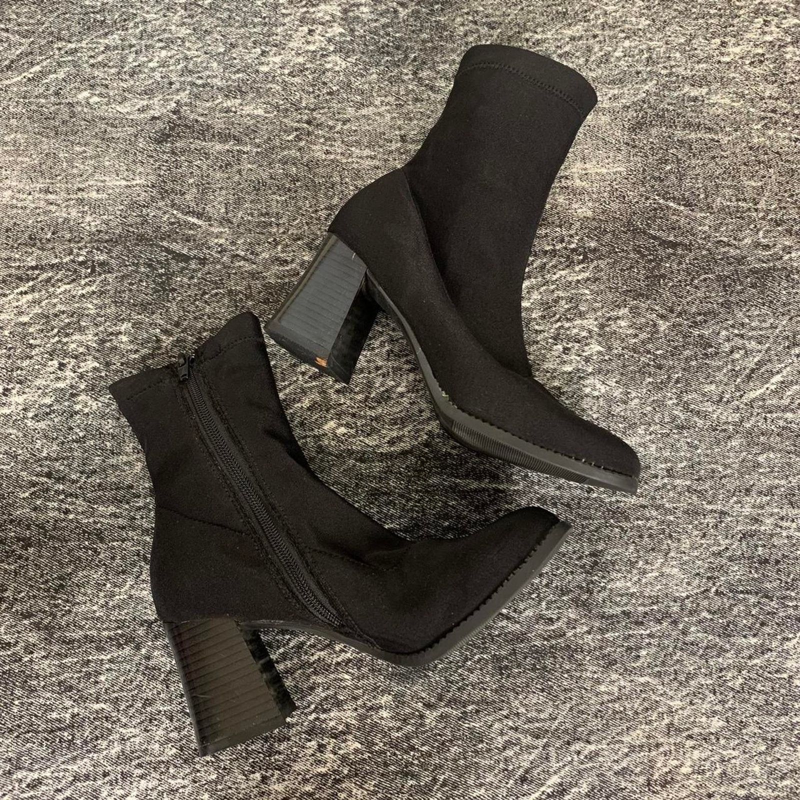 Vintage Neoprene effect high heels ankle boots Size US 6 / IT 36 - 1 Thumbnail