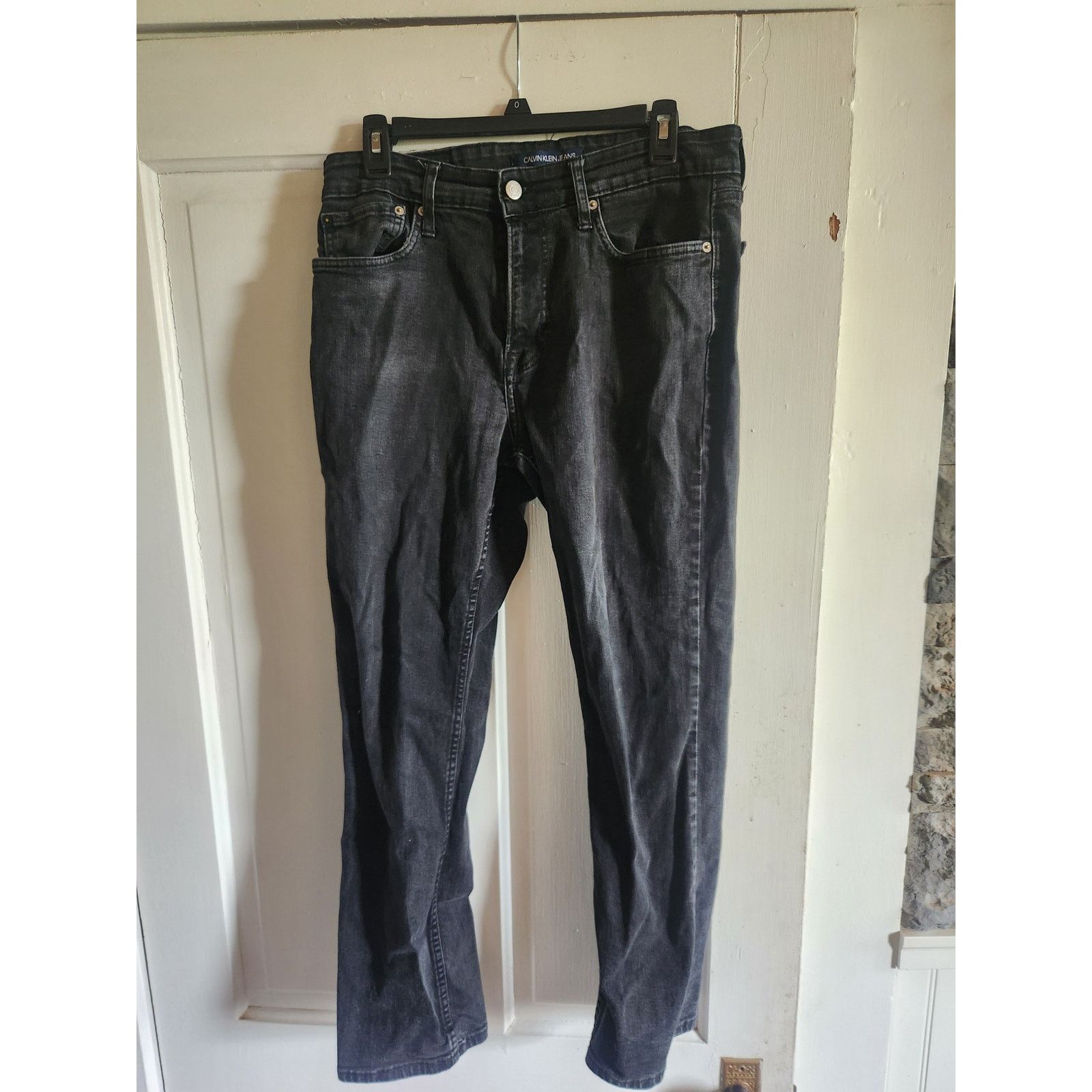 Calvin Klein Calvin Klein Men's Standard Straight Fit Vintage Jeans 32x30 Size US 32 / EU 48 - 1 Thumbnail