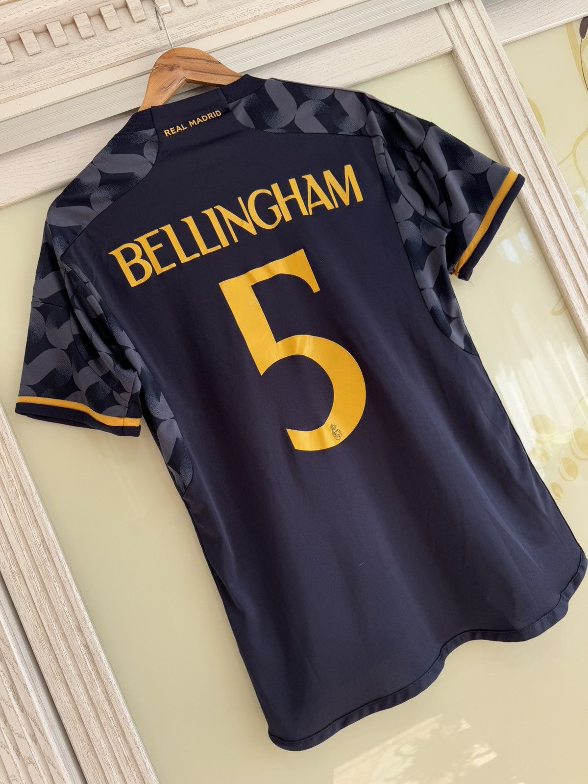 Adidas Bellingham #5 Real Madrid 2023-2024 Away Soccer Jersey Kit Size US M / EU 48-50 / 2 - 7 Thumbnail