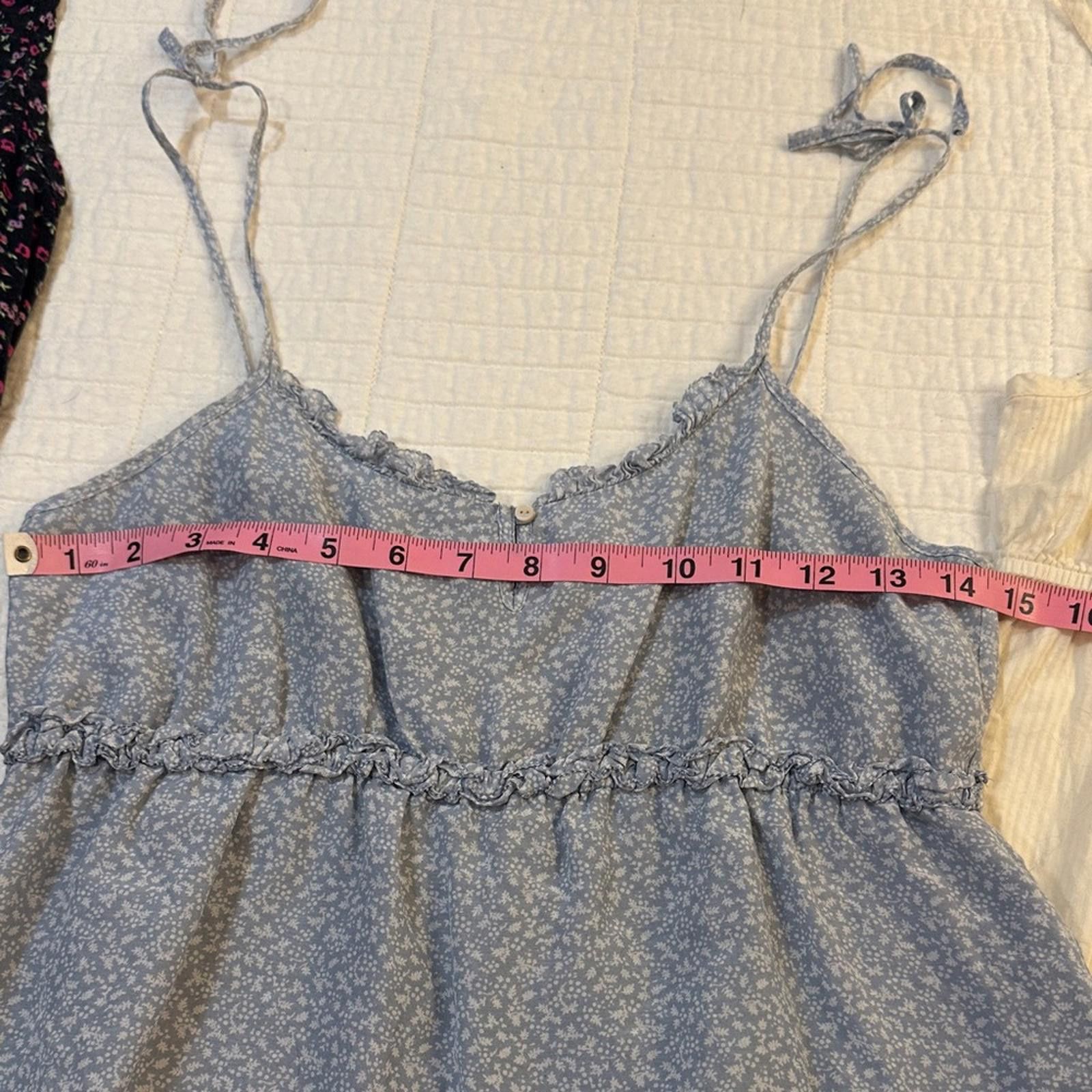 Gap Geniune Y2K Cami & Tanks from 2000’s Set of 3 EUC Silk Size M / US 6-8 / IT 42-44 - 6 Thumbnail