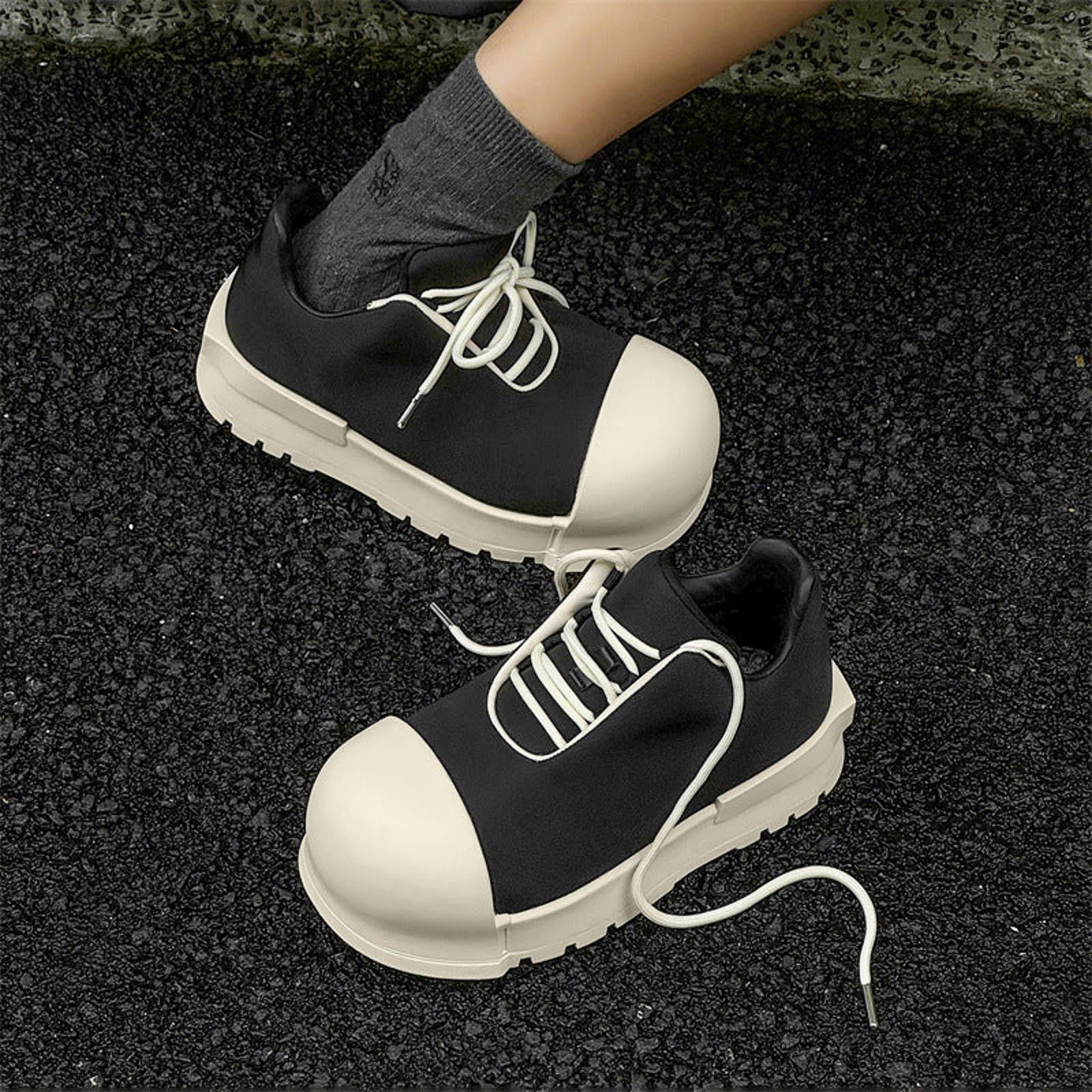 Japanese Brand Mickey Big-Head Round-Toe Platform Shoes Size US 9 / EU 42 - 3 Thumbnail