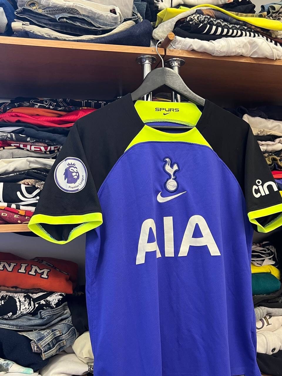 Nike Tottenham hotspurs Nike soccer jersey L AIA Size US L / EU 52-54 / 3 - 2 Thumbnail
