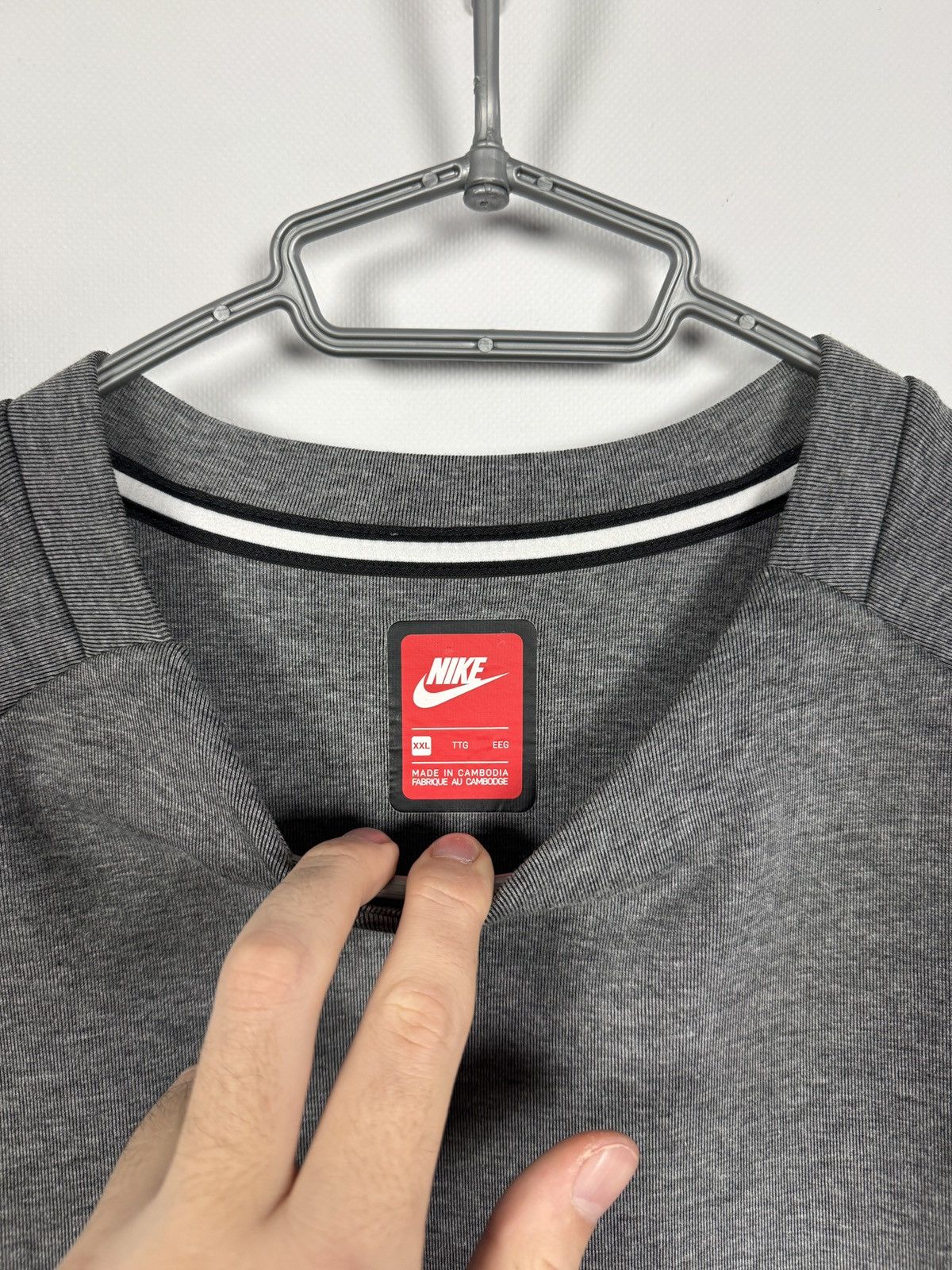 Nike Men’s Nike Tech Fleece Crewneck Sweatshirt Pockets Gray XXL Size US XXL / EU 58 / 5 - 7 Thumbnail