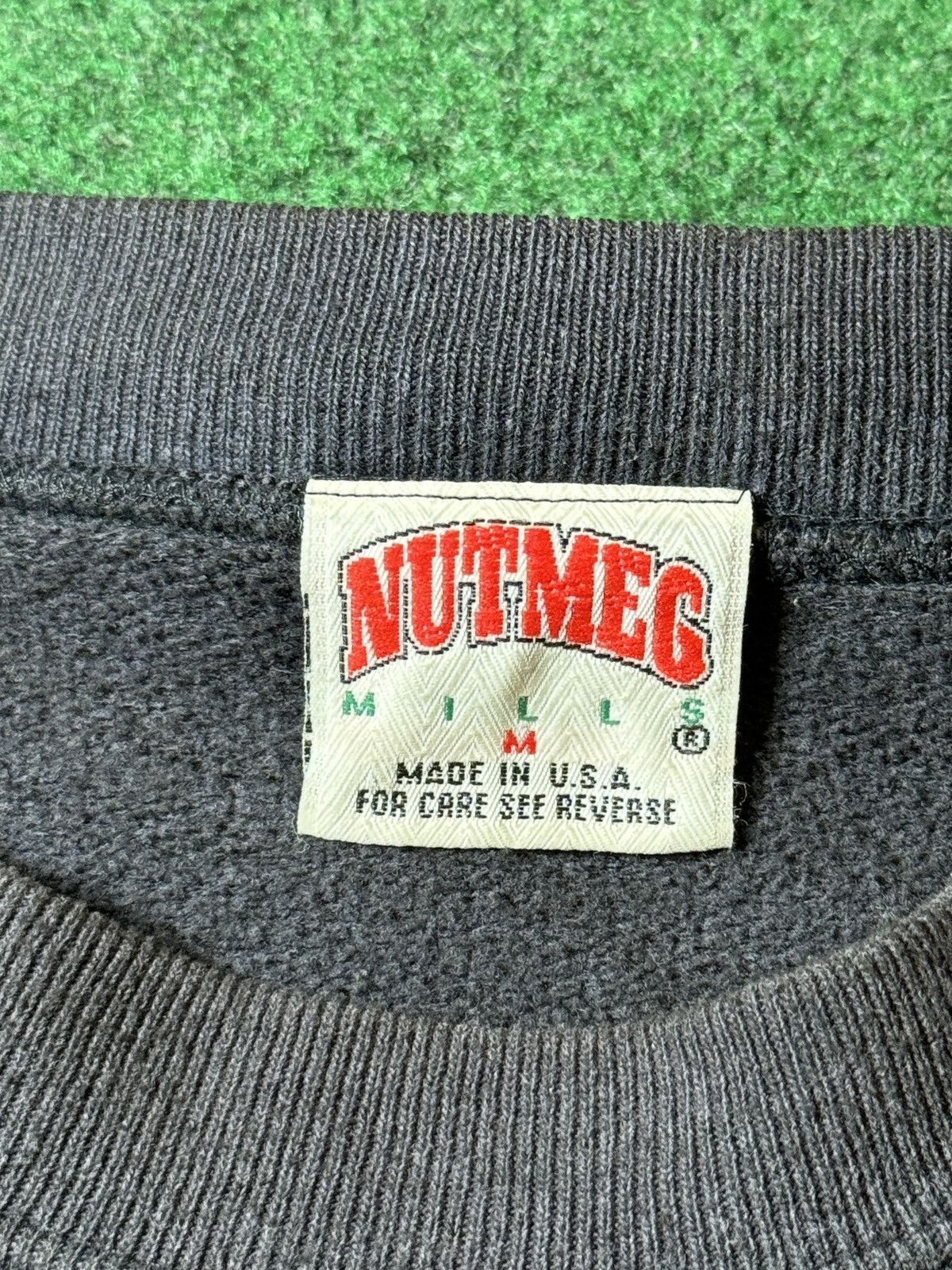 NFL × Nutmeg × Vintage Vtg 90s Pittsburgh Steelers FADED Retro Crewneck Sweatshirt Size US M / EU 48-50 / 2 - 3 Thumbnail