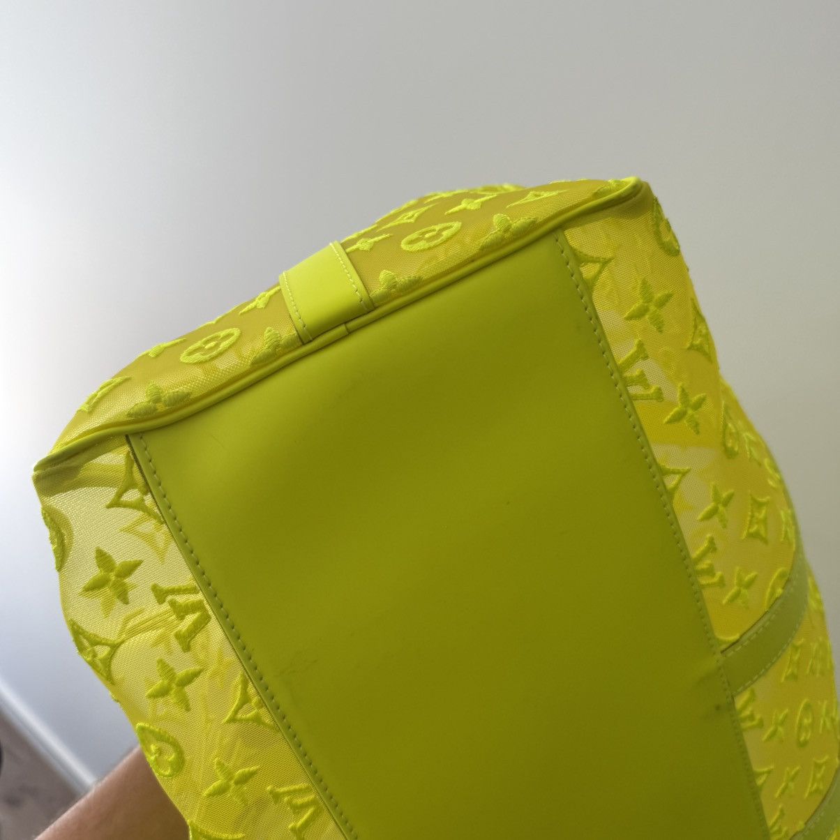 Louis Vuitton Louis Vuitton Keepall Bandouliere Yellow Mesh 50 Size ONE SIZE - 13 Thumbnail