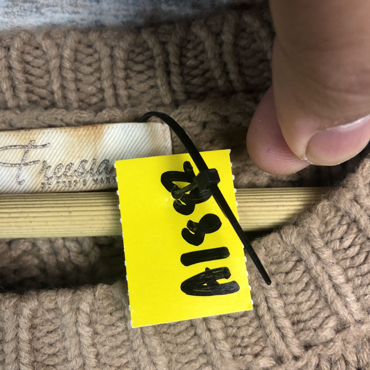 Homespun Knitwear × Japanese Brand Free Sia Brown cable Knitwear #A1882 Size S / US 4 / IT 40 - 10 Thumbnail