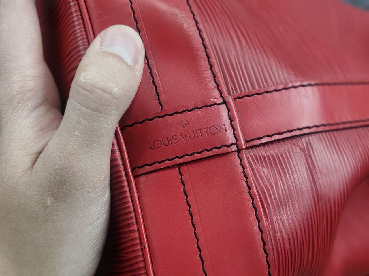Louis Vuitton Louis Vuitton Noé Epi Vintage authentic Shoulder Red Bag Size ONE SIZE - 11 Thumbnail