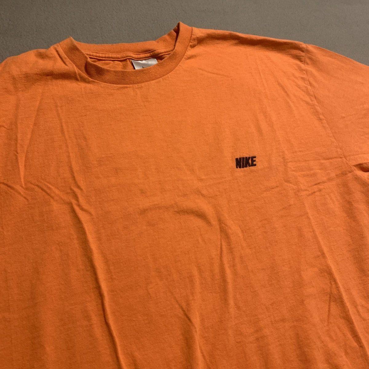 Nike Nike Y2K Short Sleeve Tee Orange XXL Grey Tag 2000s Vintage Size US XXL / EU 58 / 5 - 2 Thumbnail