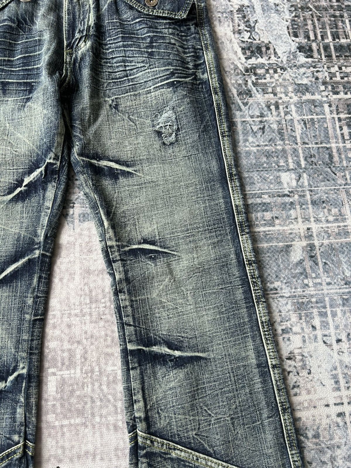 14th Addiction Flared Distressed Faded Wash Black Erown Jeans Size US 31 - 10 Thumbnail