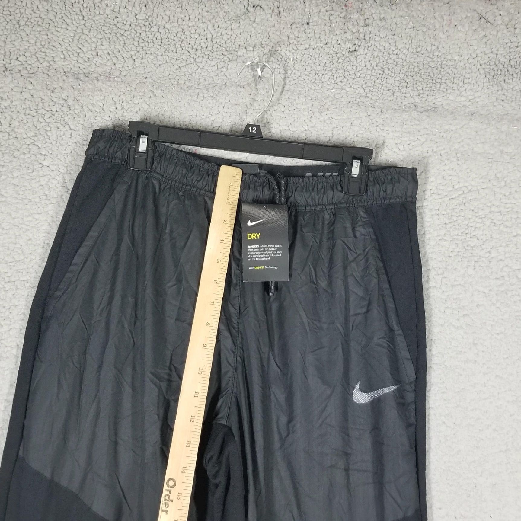 Nike Nike Joggers Utility Core Fleece Black Training Pants Medium AJ7032-010 Athletic Size US 31 - 5 Thumbnail