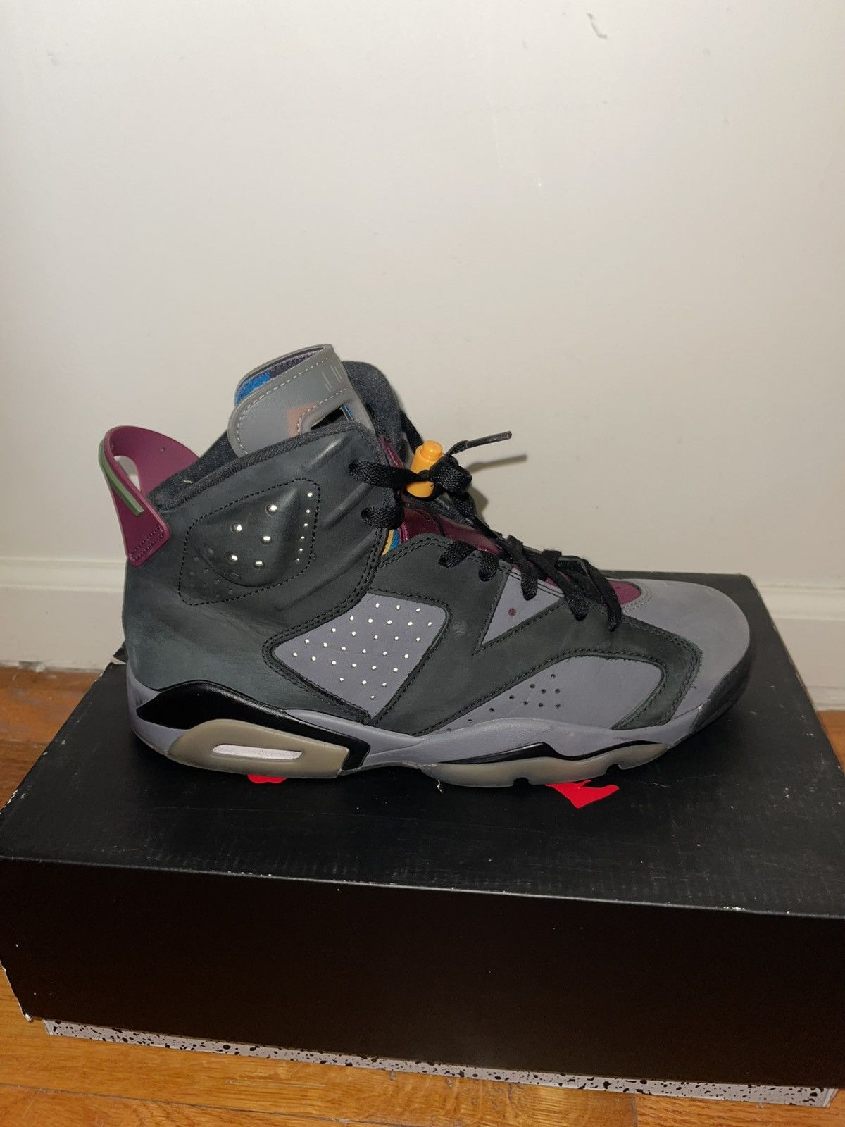 Jordan Brand Jordan 6 Bordeaux Size US 9.5 / EU 42-43 - 4 Thumbnail
