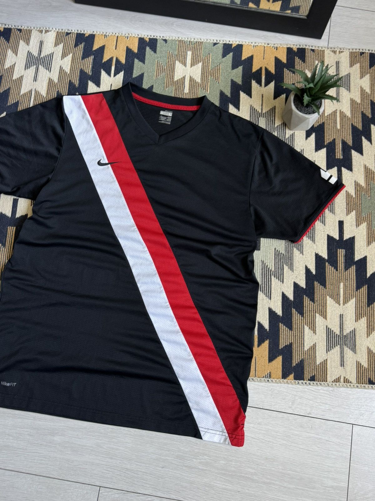 Nike Vintage Nike Blockcore Dri-Fit Jersey Size US L / EU 52-54 / 3 - 3 Thumbnail
