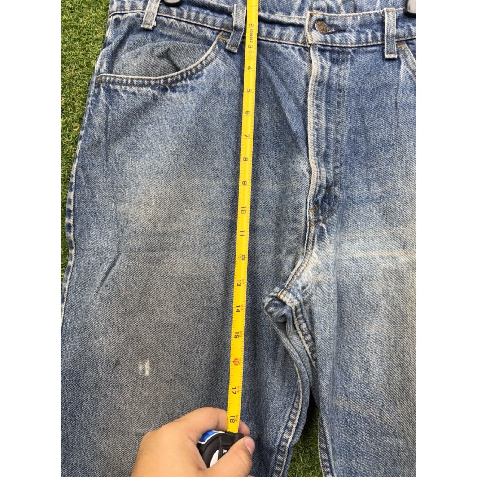 Levi's VINTAGE Levi's 505 Jeans Mens 34x30 Denim Blue Straight Workwear USA 90s Distressed Mens Levi's 505 Jeans Size US 34 / EU 50 - 5 Thumbnail