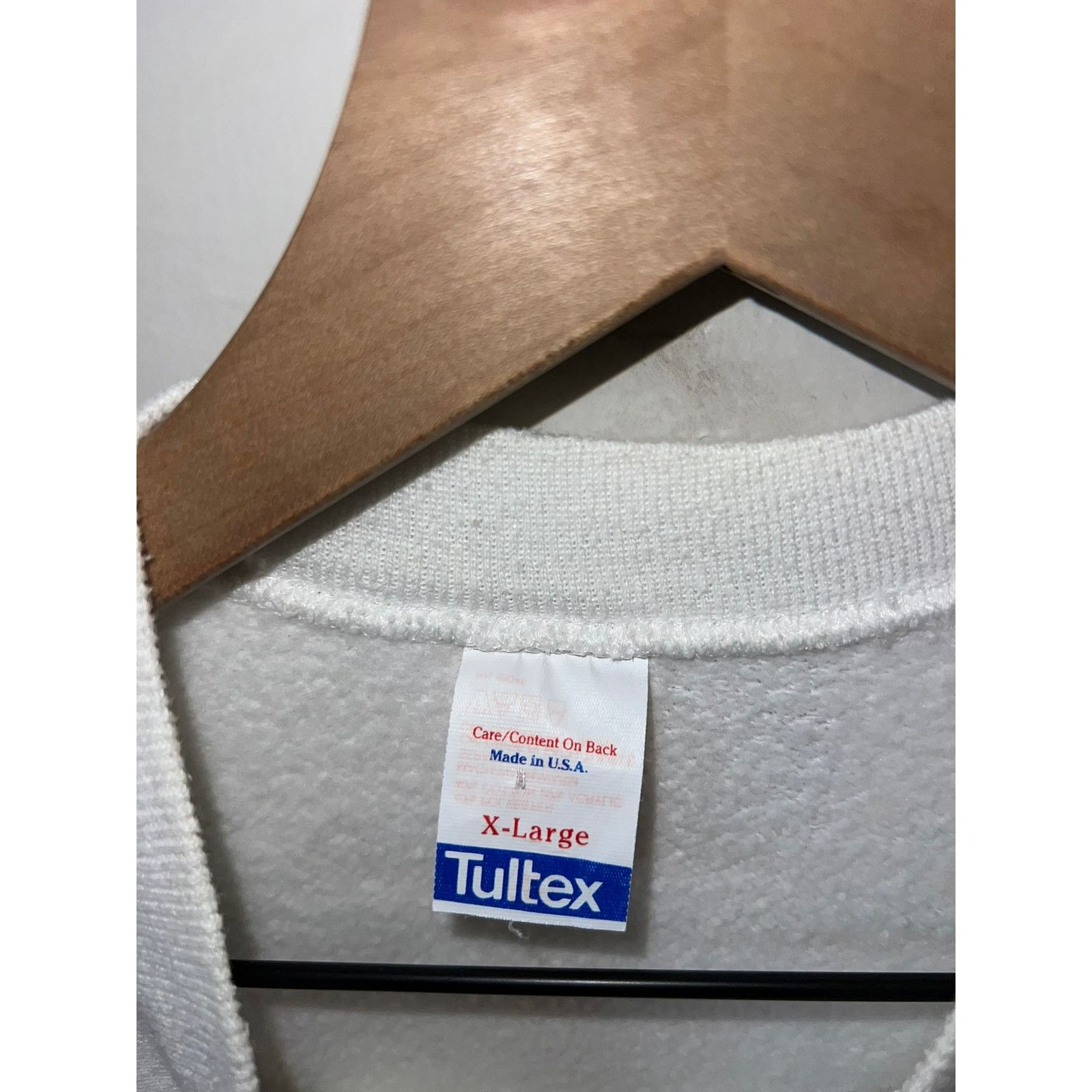 Tultex Vintage Christmas Sweatshirt Tultex Crewneck Reindeer 80s L Size US L / EU 52-54 / 3 - 9 Thumbnail