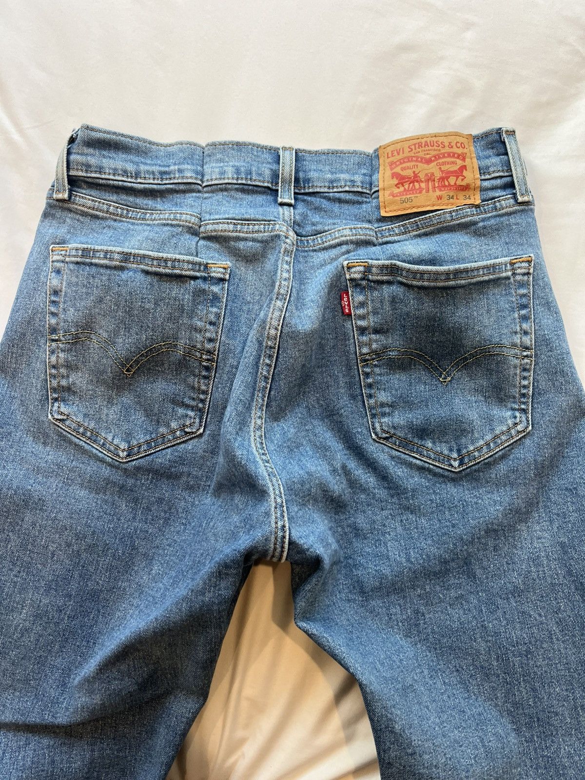 Levi's Levis 505 Jeans Mens 34x34 Regular Straight Medium Denim Size US 34 / EU 50 - 4 Thumbnail
