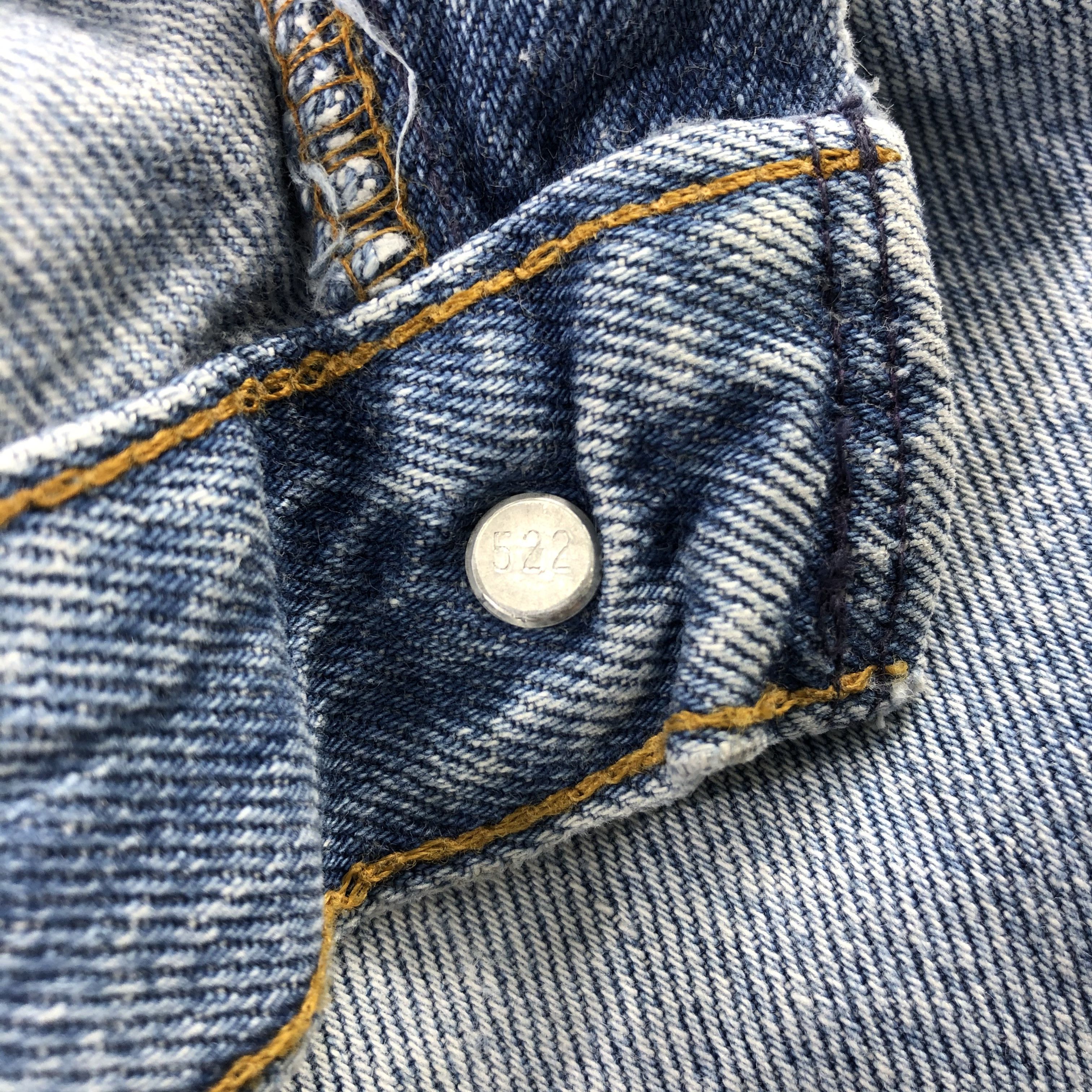 Levi's × Vintage Vintage 90s Light Wash Levis 501 Jeans-JM864 Size US 31 - 10 Thumbnail