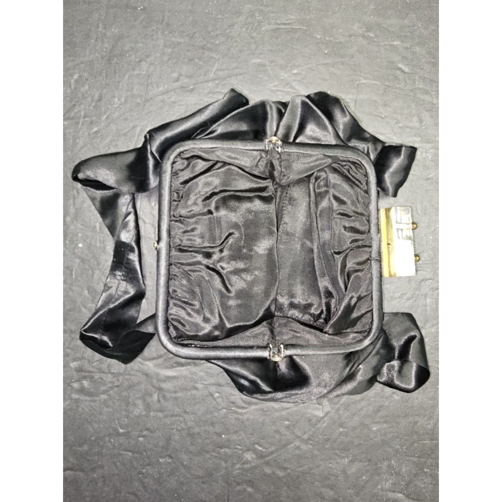 Vintage VINTAGE L & M Spot-Lite Black Silk Handbag Purse 1950's w/ Hinged Lucite Clasp Shoulder Bag Womens Size ONE SIZE - 4 Thumbnail