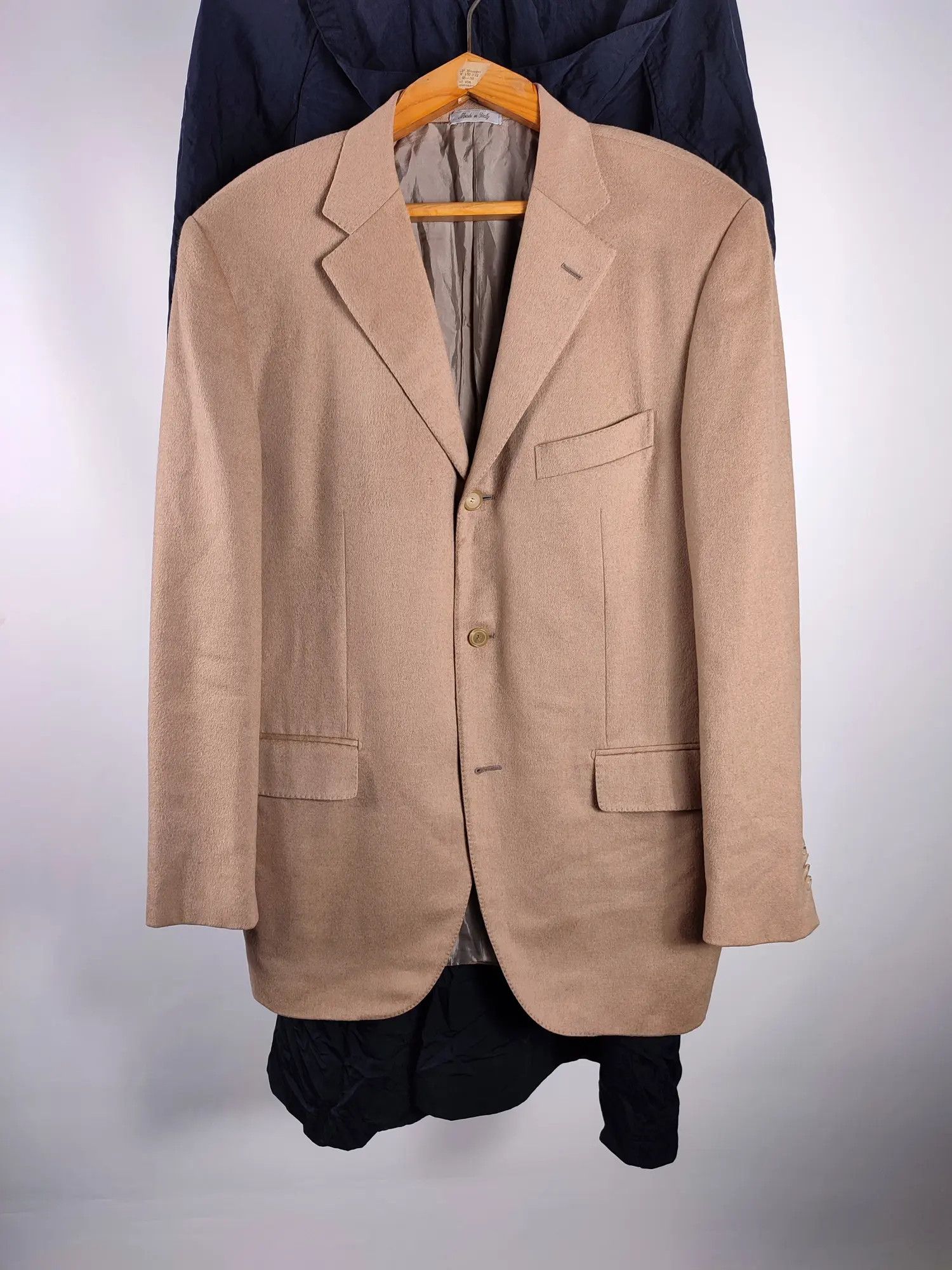 Hugo Boss Hugo Boss Baby Camel Vintage Blazer Size 52R - 1 Thumbnail