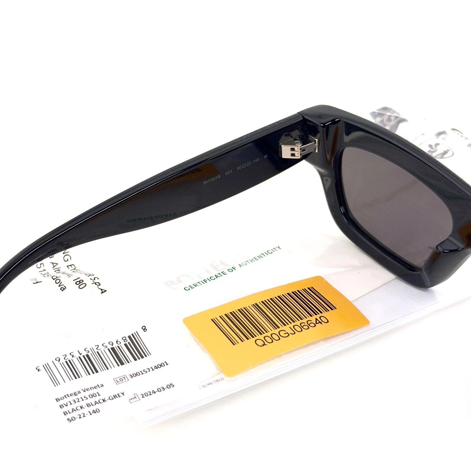 Bottega Veneta BOTTEGA VENETA 1321 MITRE BV1321S Black Sunglasses 001 Size ONE SIZE - 6 Thumbnail