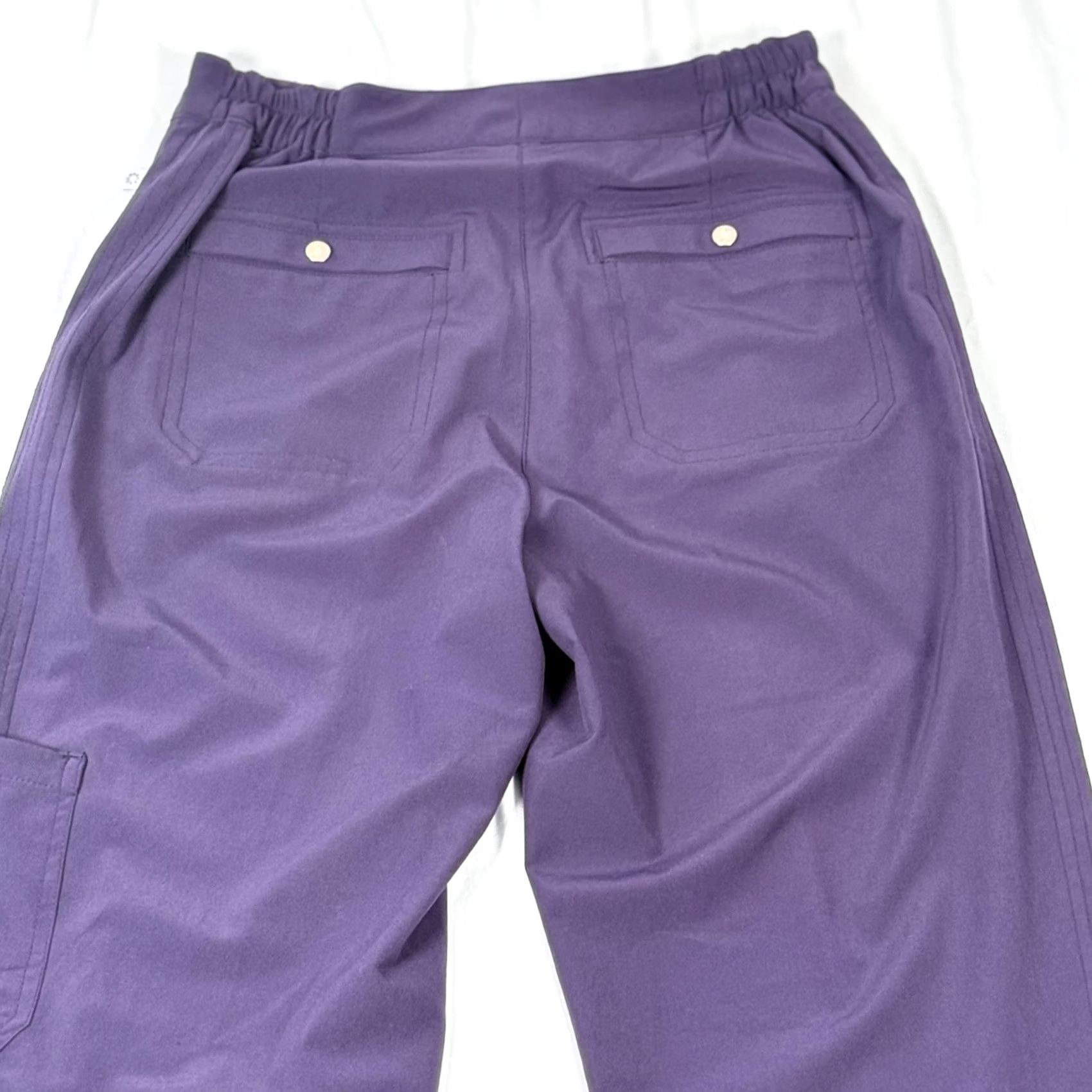 Vintage Chicos Zenergy Pants Womens Small Regular 4 Purple Cargo Zip Pocket Travel Workwear Zip Front Flex Inseam 27 Mens? Size 27" / US 4 / IT 40 - 3 Thumbnail