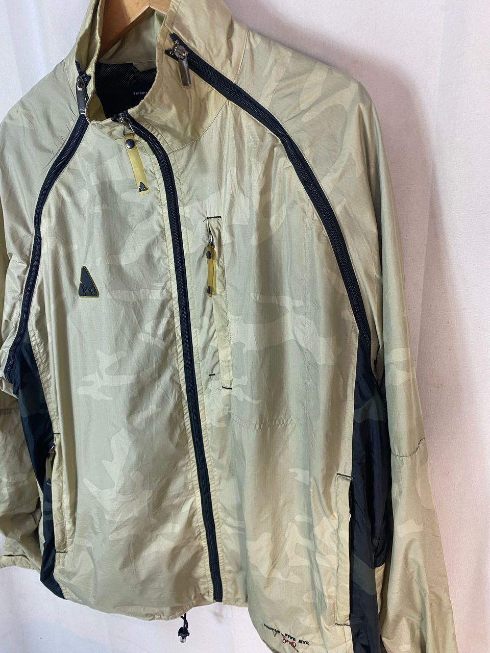 Triple 5 Soul Triple 5 soul camo multizipper windbreaker jacket Size US L / EU 52-54 / 3 - 4 Thumbnail