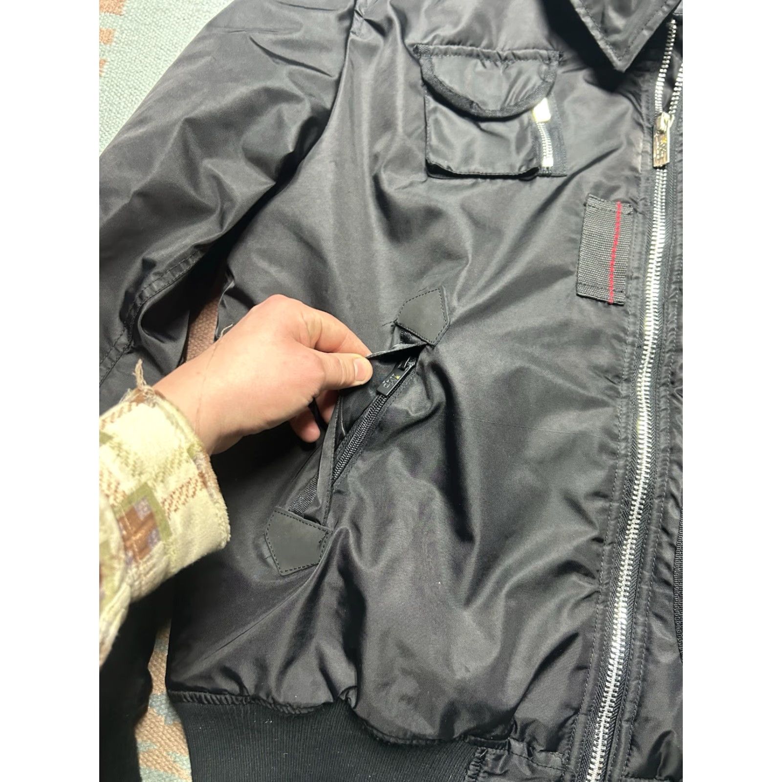 Vintage VINTAGE Imperious Delf bomber MA-1 style black nylon men’s 2XL jacket Size US XXL / EU 58 / 5 - 3 Thumbnail