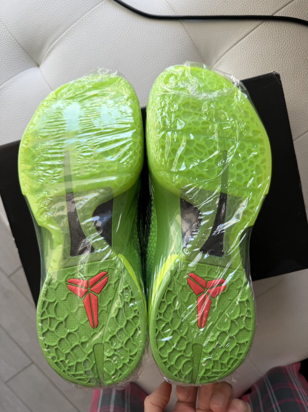 Nike Nike Kobe 6 Grinch 2020 Size US 10.5 / EU 43-44 - 3 Thumbnail