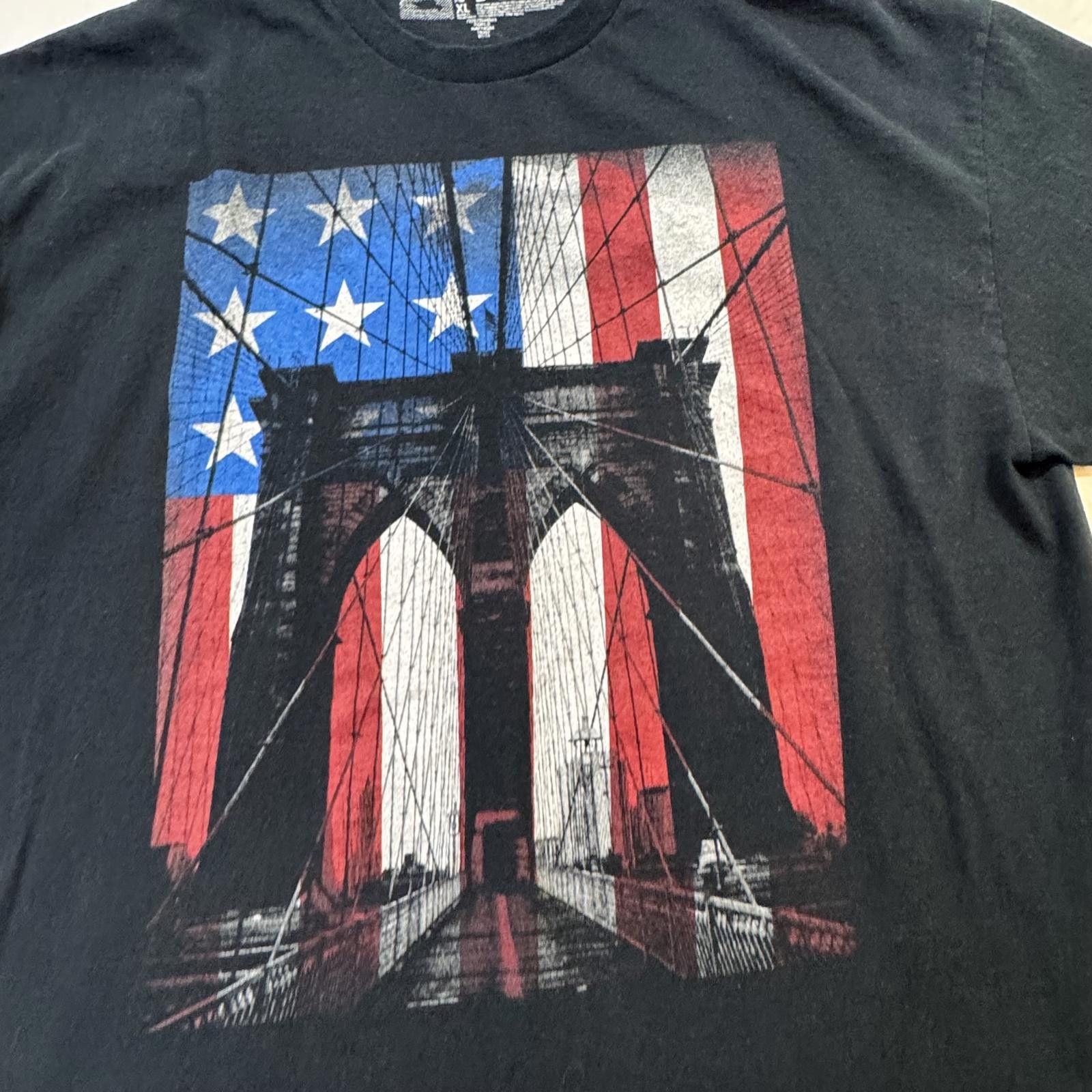 Tony Hawk Tony Hawk Men's Skater T Shirt XL Flag Brooklyn Bridge USA Size US XL / EU 56 / 4 - 5 Thumbnail