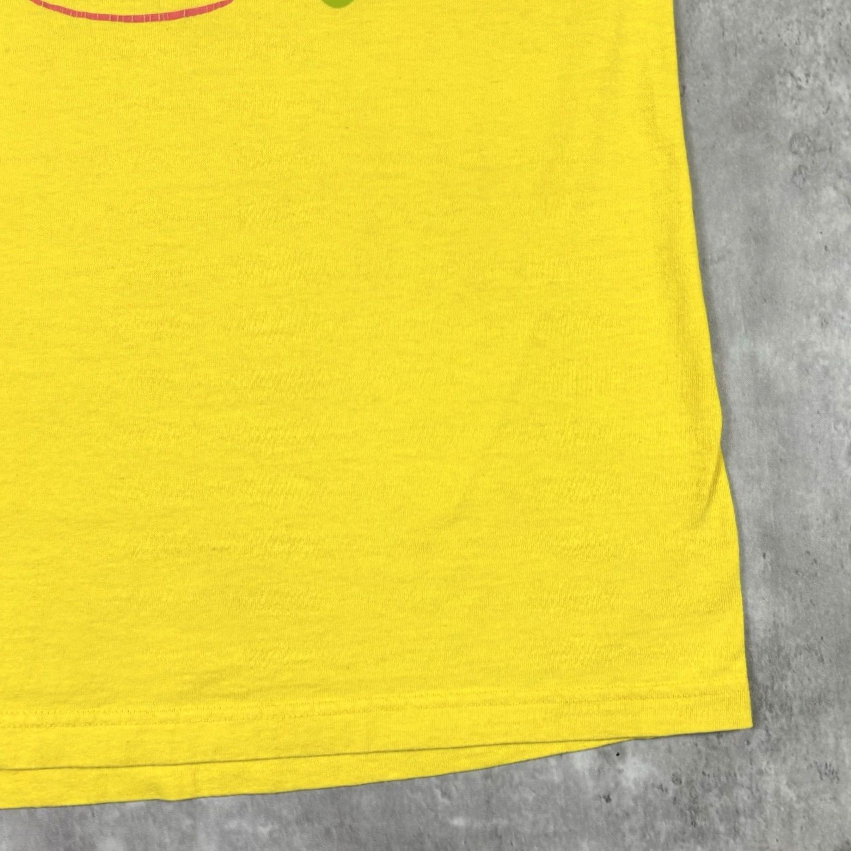 Vintage VINTAGE SpongeBob SquarePants T Shirt Yellow Cartoon Tv Promo Shirt Mens L Yellow 90s 2000s Size US L / EU 52-54 / 3 - 5 Thumbnail