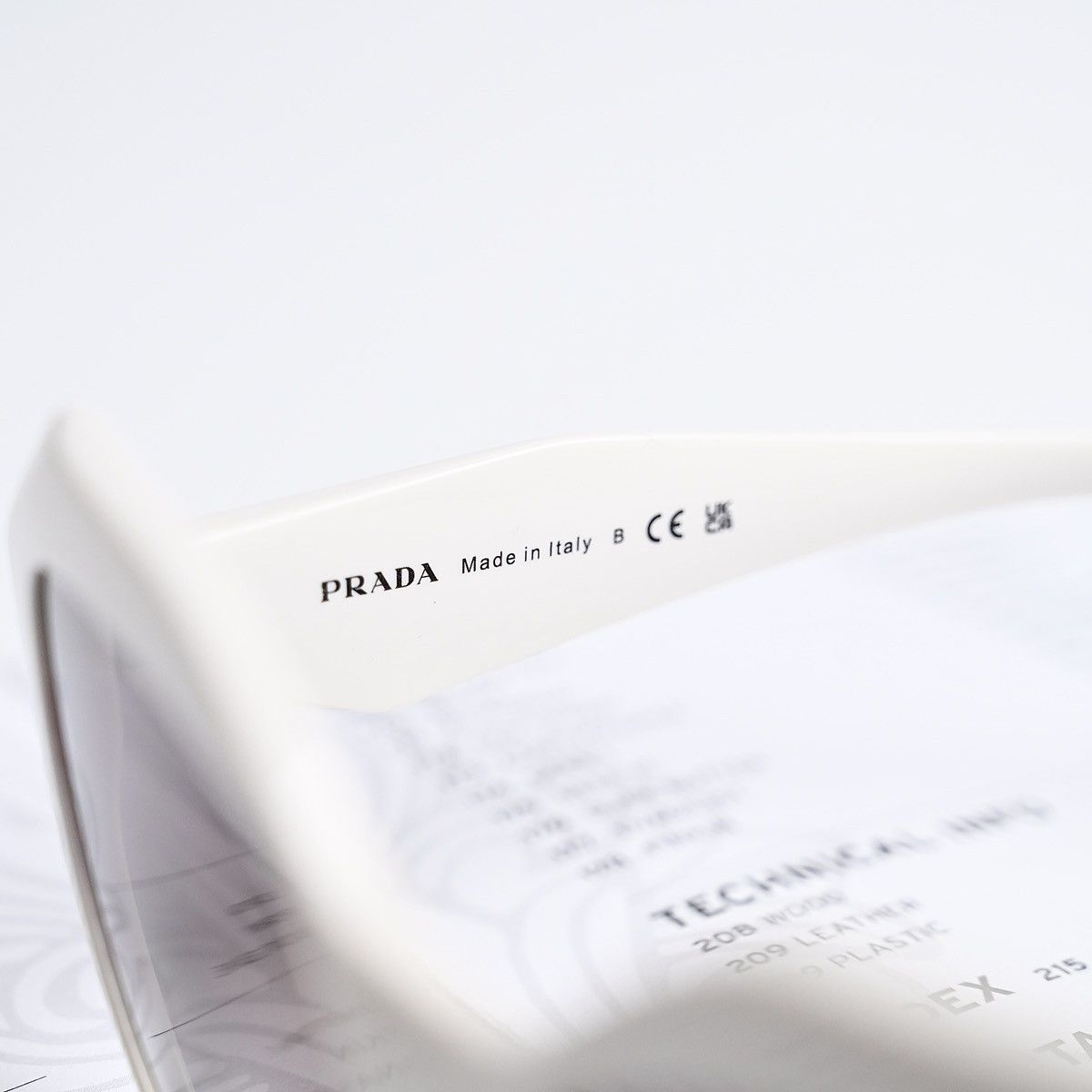 Prada PRADA 0PR 16WSF SUNGLASSES Size ONE SIZE - 4 Thumbnail